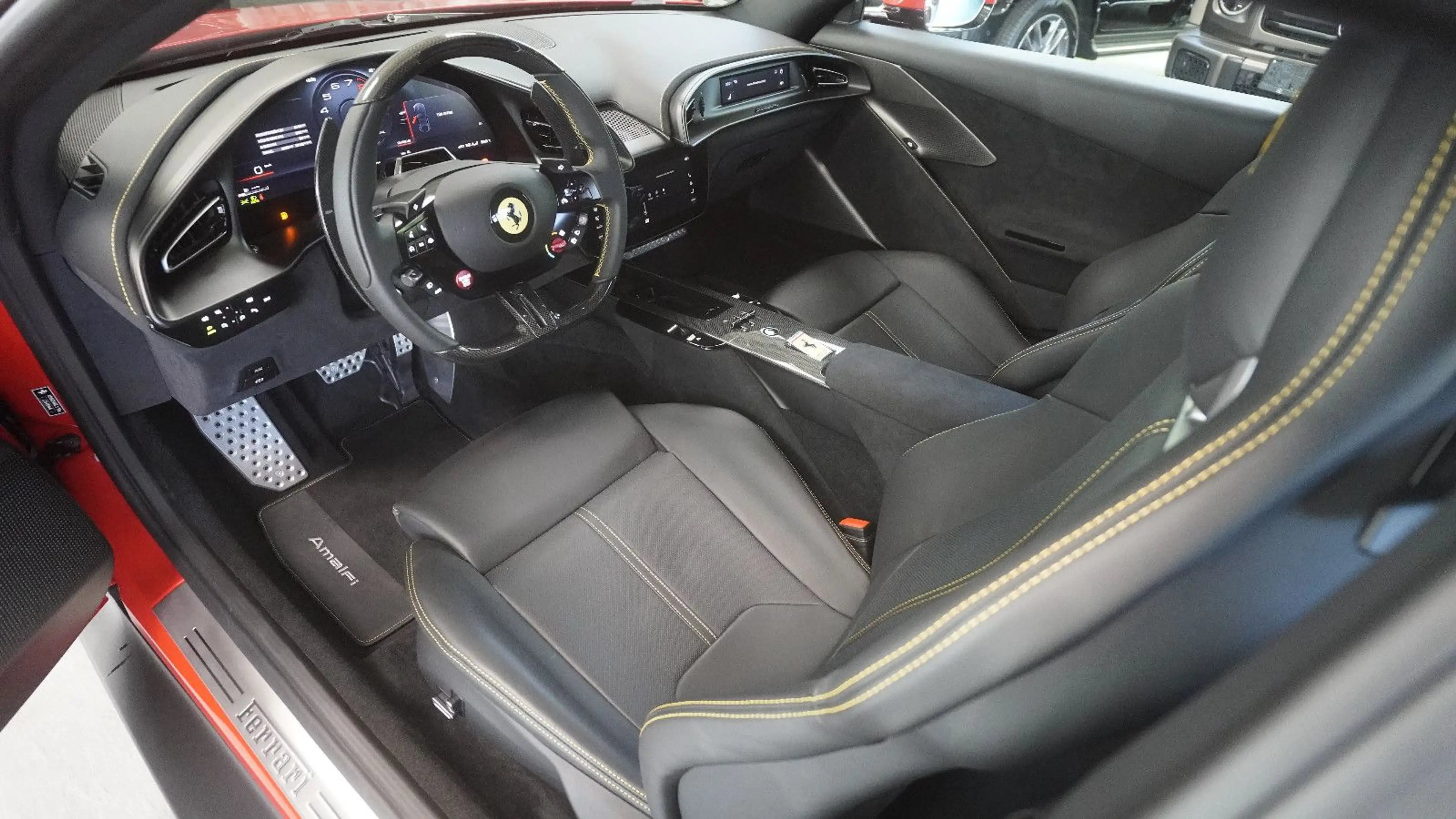 Ferrari Amalfi *Beif.DISPLAY*CARBON+LED*HIFI SOUNDSYSTEM — photo 8