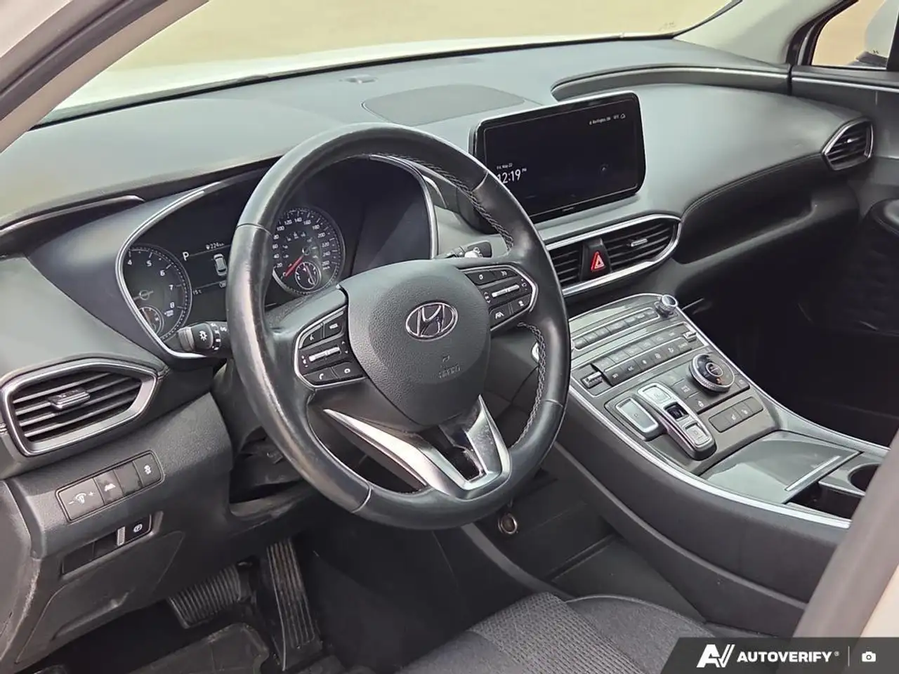 Hyundai SANTA FE снимка Hyundai SANTA FE