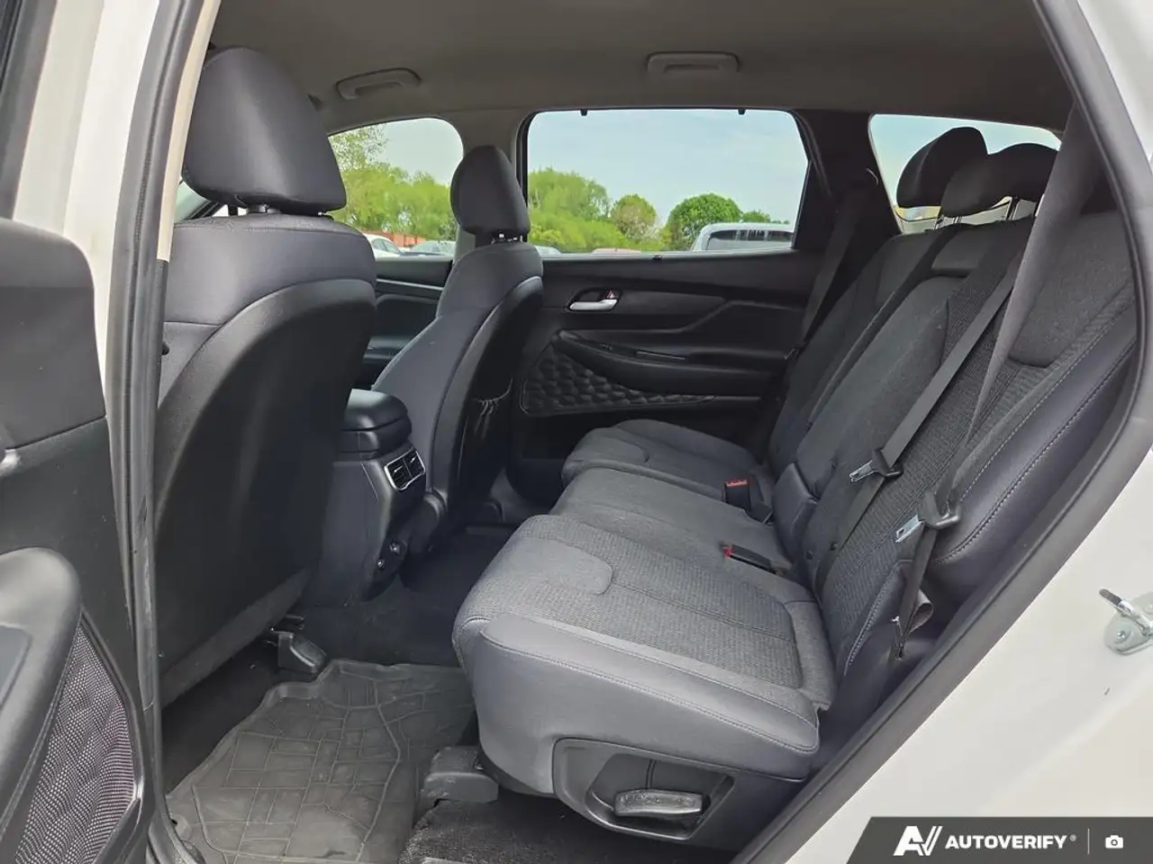 Hyundai SANTA FE снимка Hyundai SANTA FE