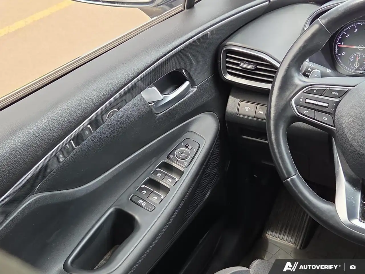 Hyundai SANTA FE снимка Hyundai SANTA FE