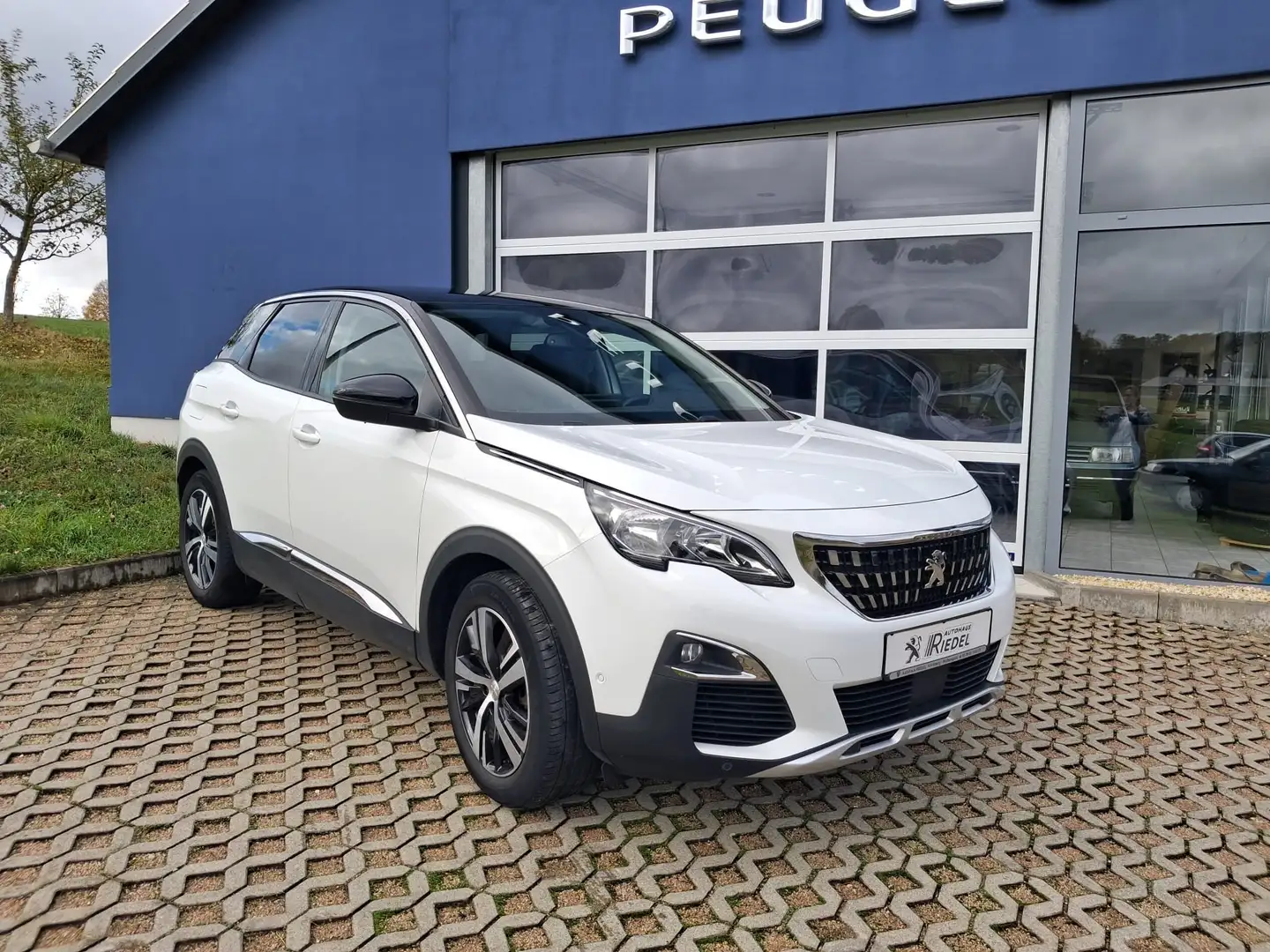 Peugeot 3008 Allure Weiß - 1