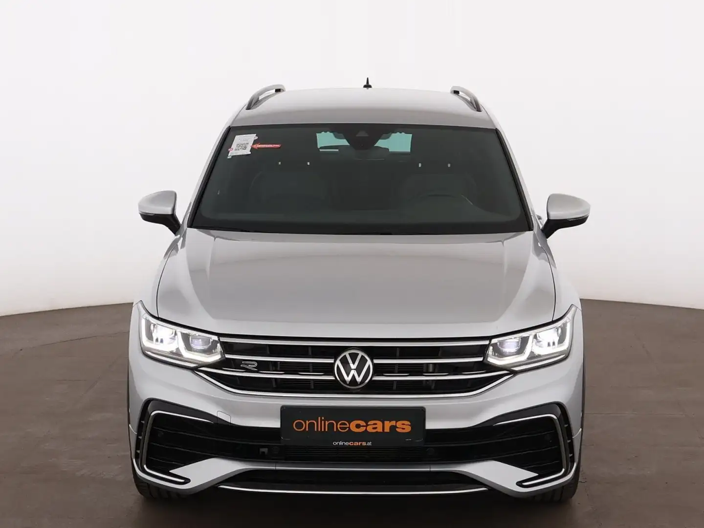 Volkswagen Tiguan 2.0 TDI R-Line Aut LED RADAR NAVI R-CAM Silber - 2