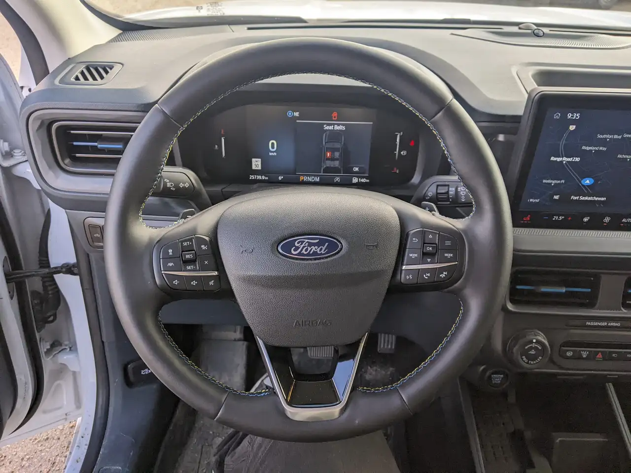 Ford Maverick снимка Ford Maverick