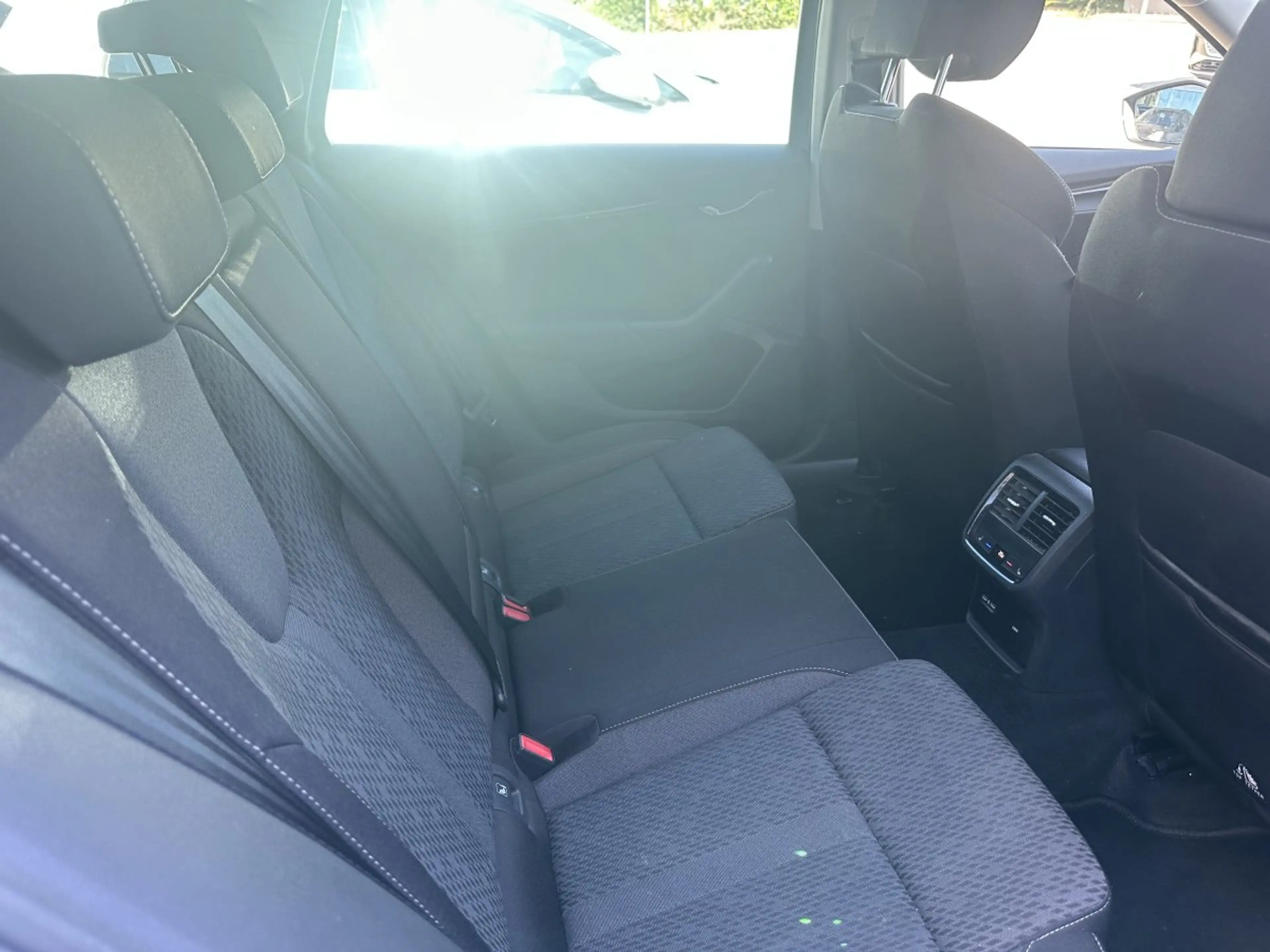 Skoda Octavia Combi 2.0TDI CLEVER LED*KAMERA*17-ZOLL — photo 13
