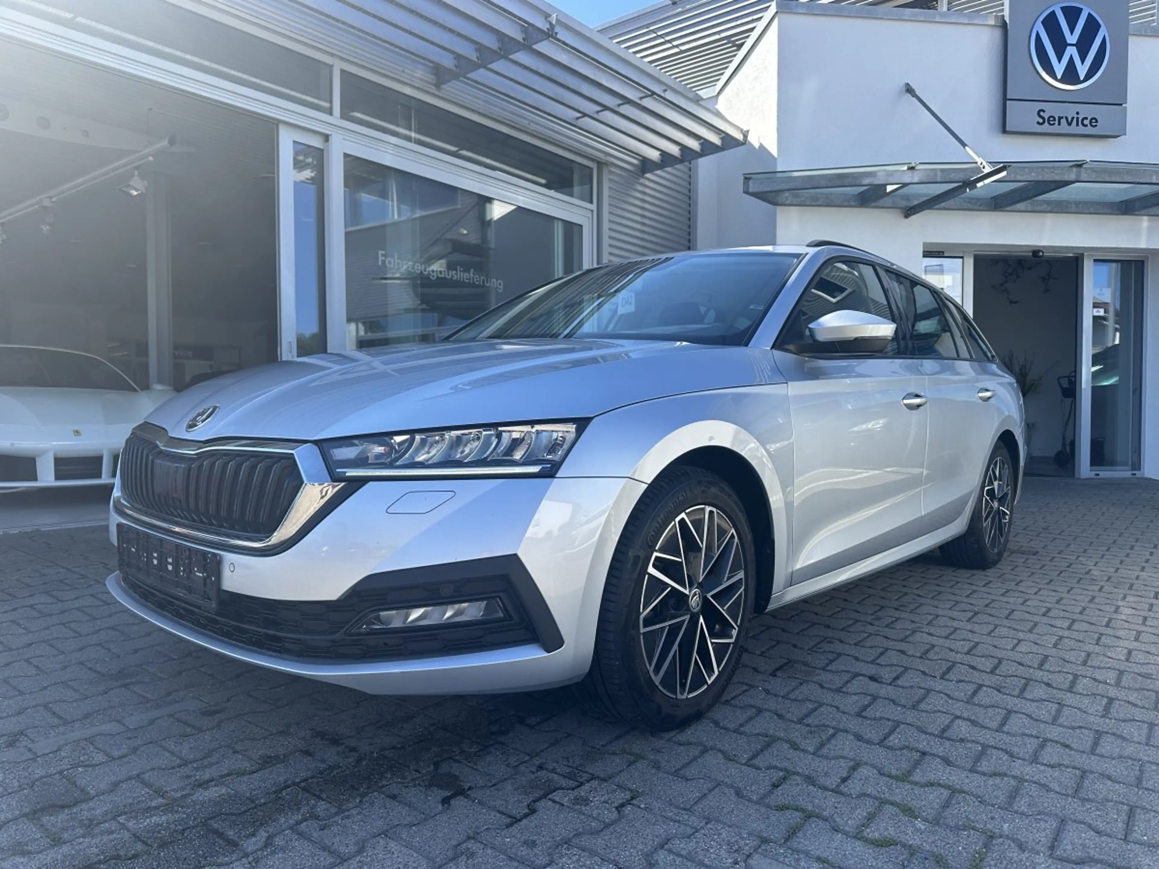 Skoda Octavia Combi 2.0TDI CLEVER LED*KAMERA*17-ZOLL