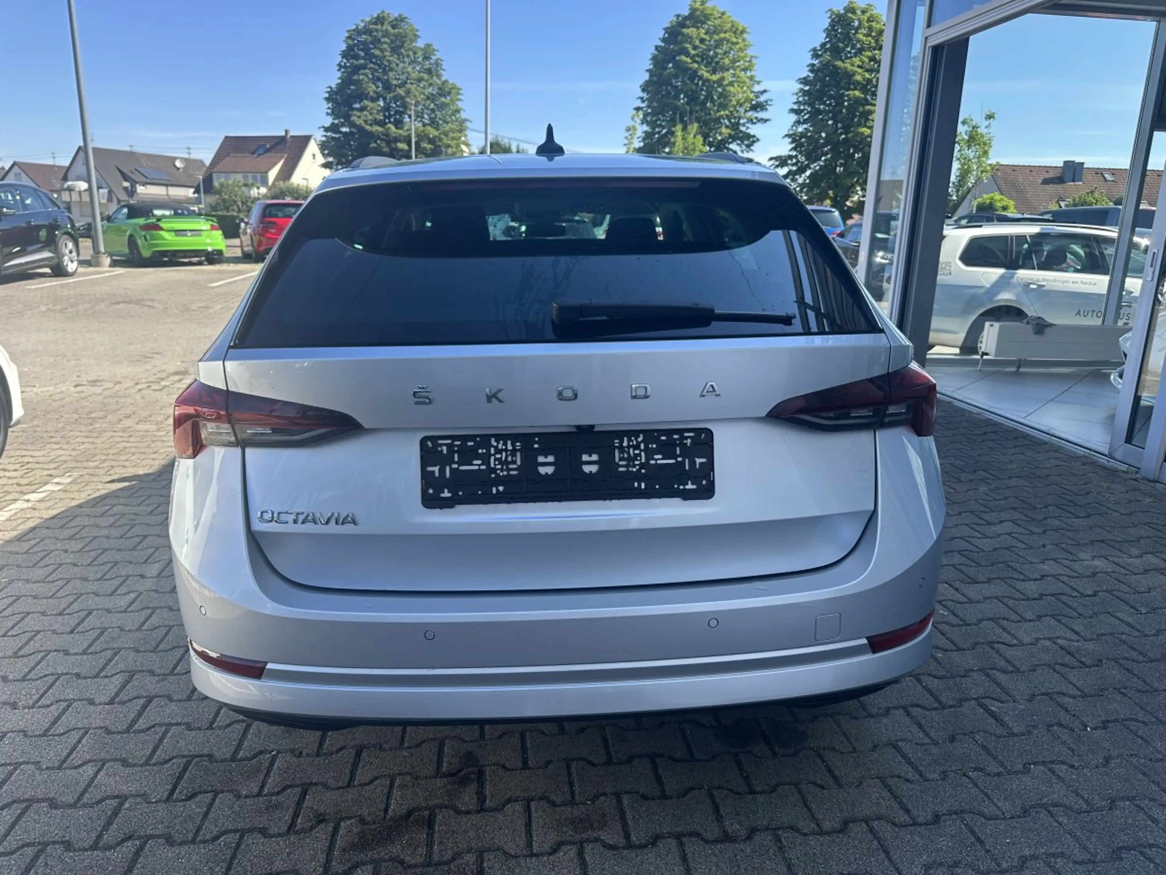 Skoda Octavia Combi 2.0TDI CLEVER LED*KAMERA*17-ZOLL — photo 6
