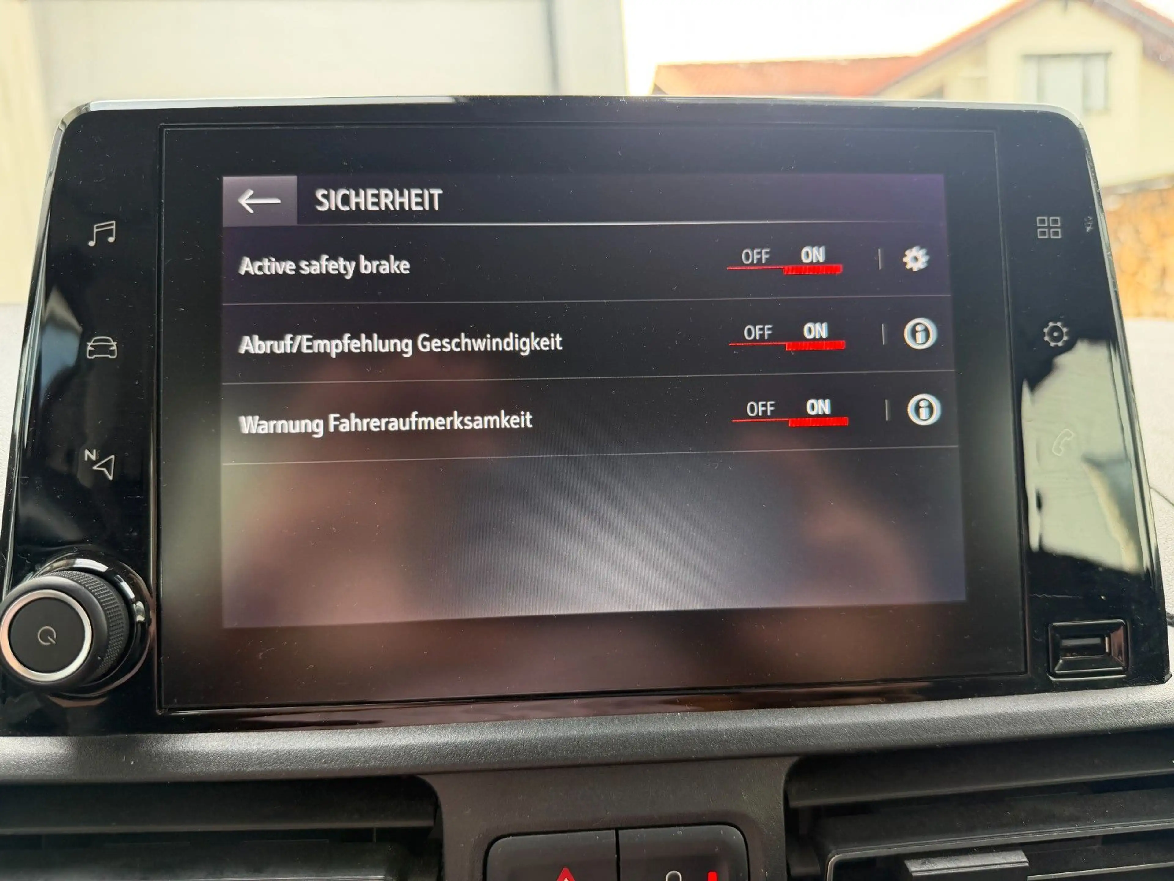 Opel Combo Life 1 Hand unfallfrei — photo 14