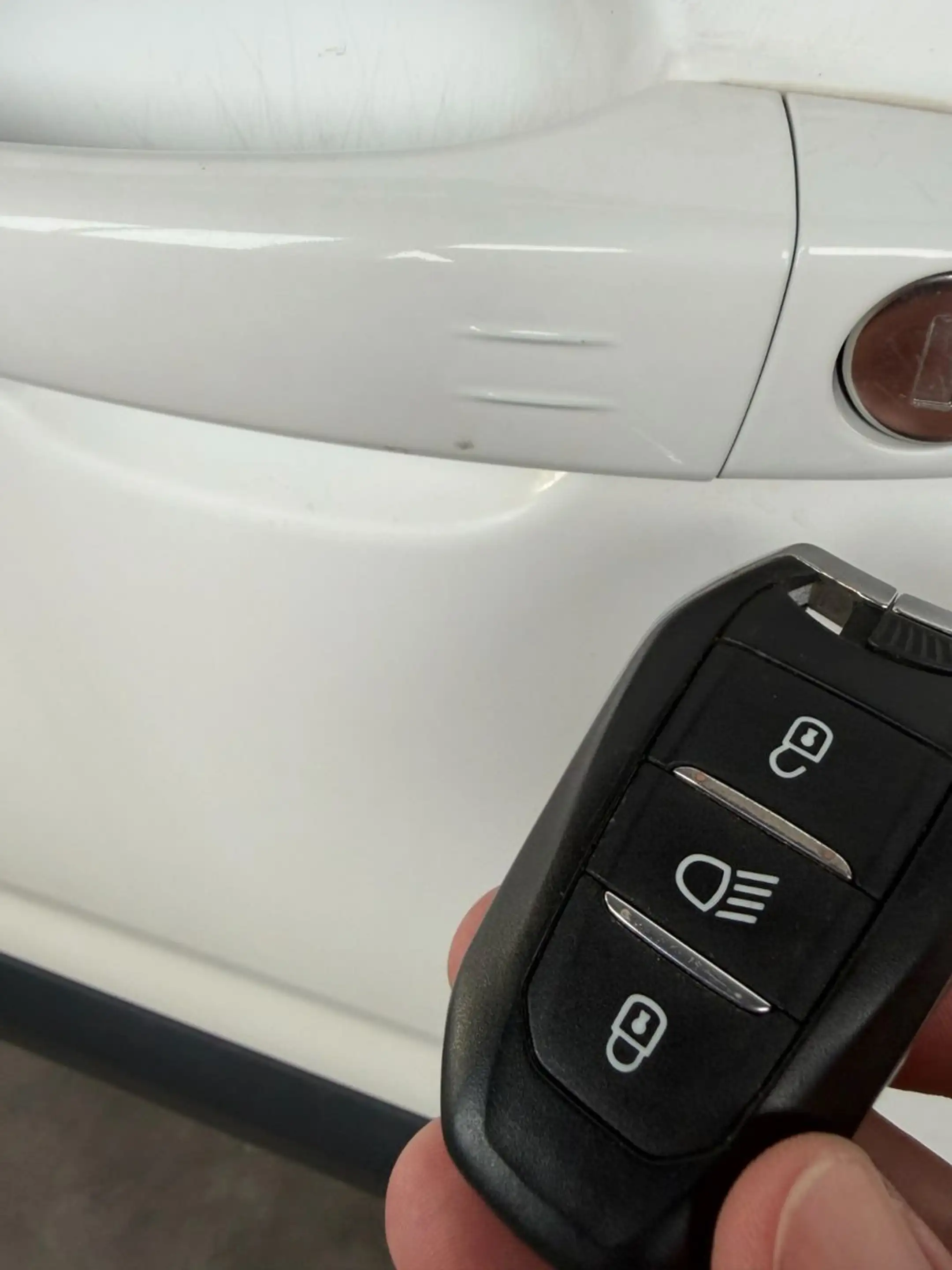 Opel Combo Life 1 Hand unfallfrei — photo 11