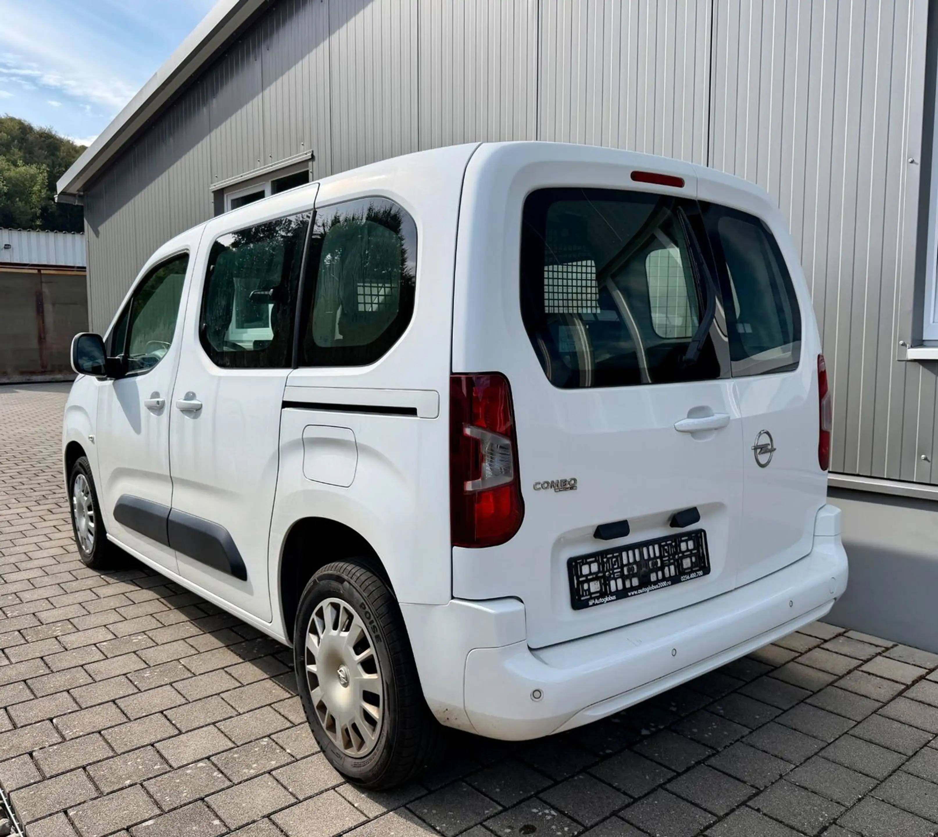 Opel Combo Life 1 Hand unfallfrei — photo 3