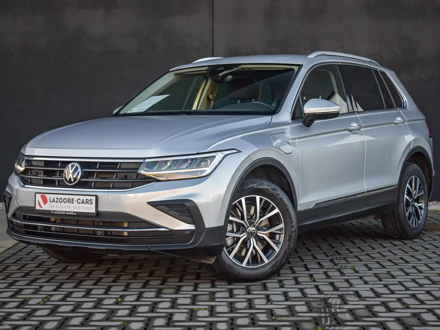 Volkswagen Tiguan Tiguan 1.4 eHybrid OPF DSG Life Carplay Android Grau - 1