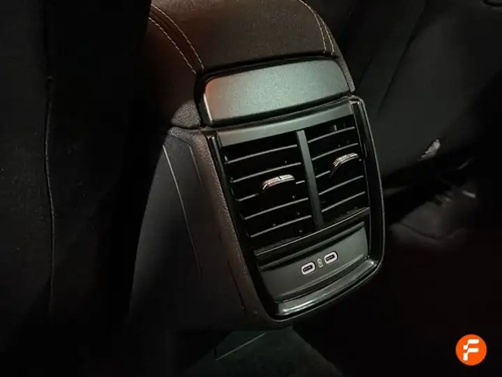 Škoda Kamiq 1.0 TSI DSG Selection 2025, foto 22