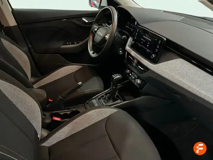 Škoda Kamiq 1.0 TSI DSG Selection 2025, foto 20