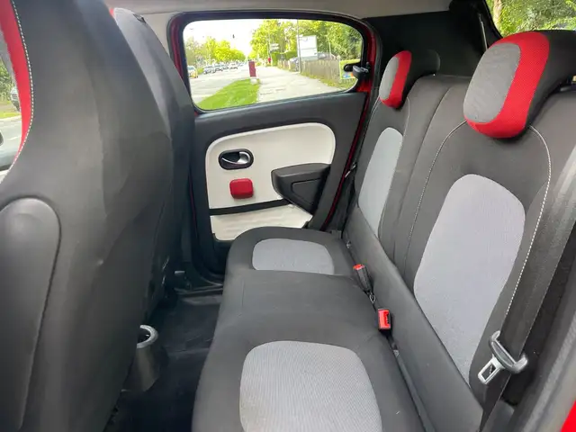 Renault Twingo view 13