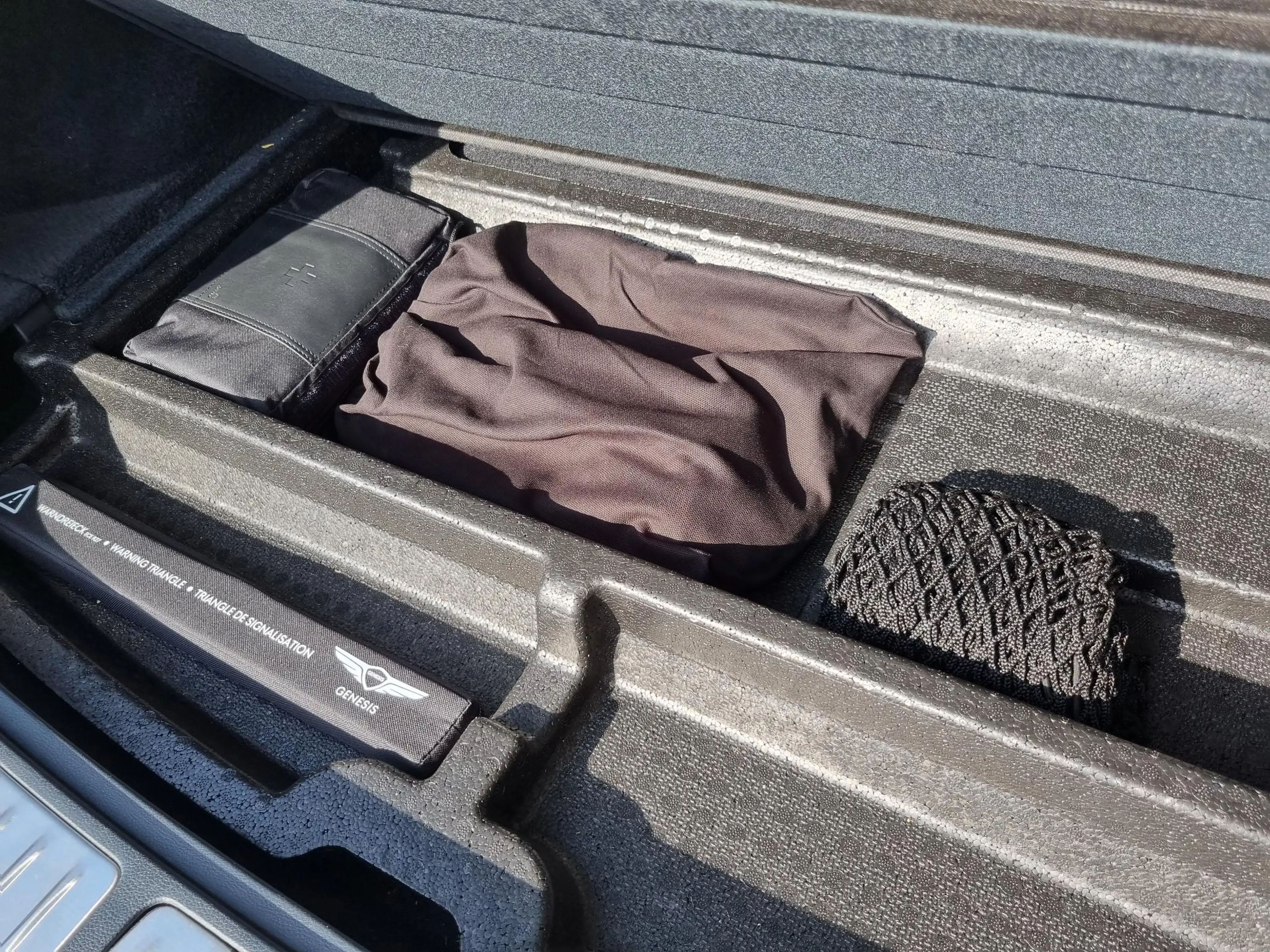 Hyundai Genesis Electrified GV70 AWD Sport 490pk Dual Motor / NAPP — photo 25