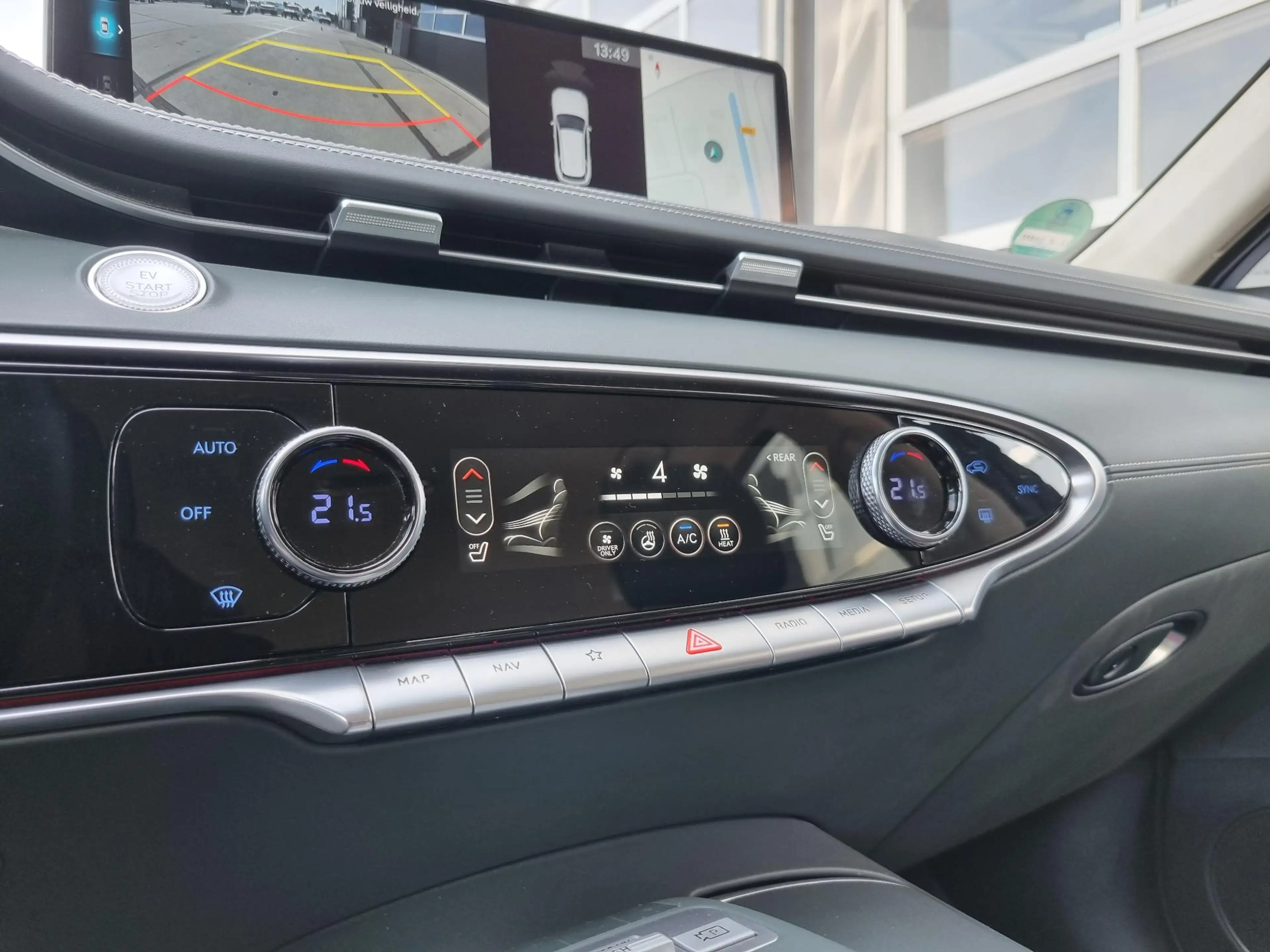 Hyundai Genesis Electrified GV70 AWD Sport 490pk Dual Motor / NAPP — photo 15