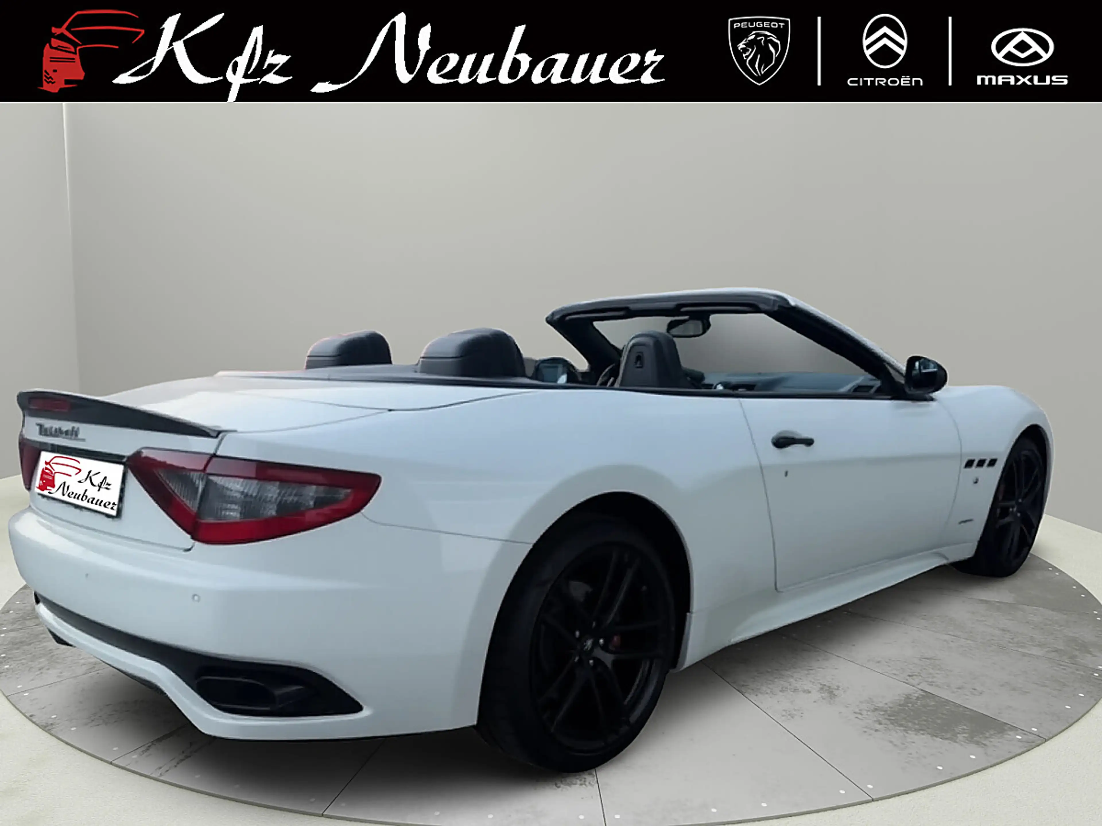 Maserati GranCabrio Gran Cabrio 4.7 V8 MC Carbon! — photo 5