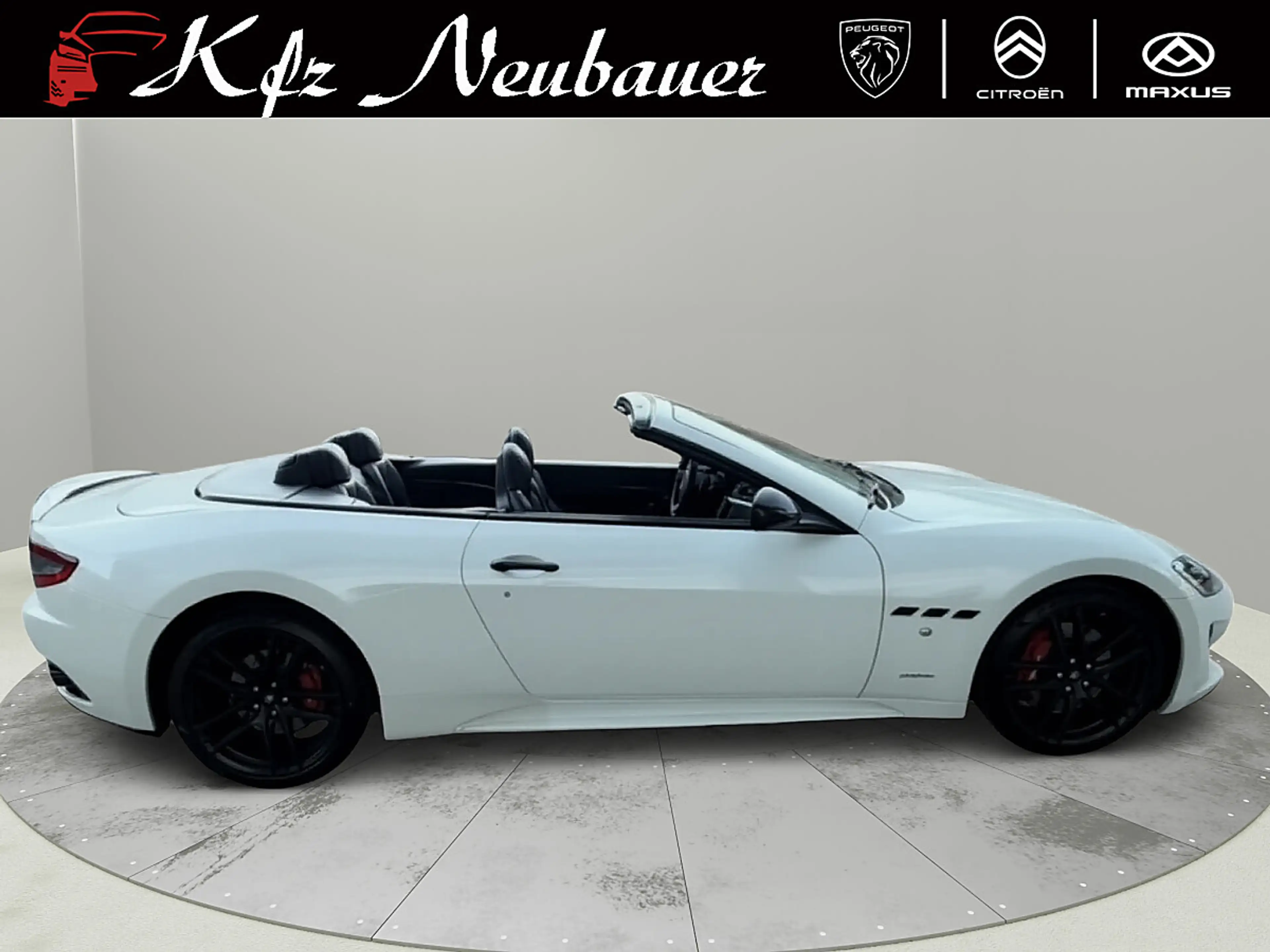Maserati GranCabrio Gran Cabrio 4.7 V8 MC Carbon! — photo 6