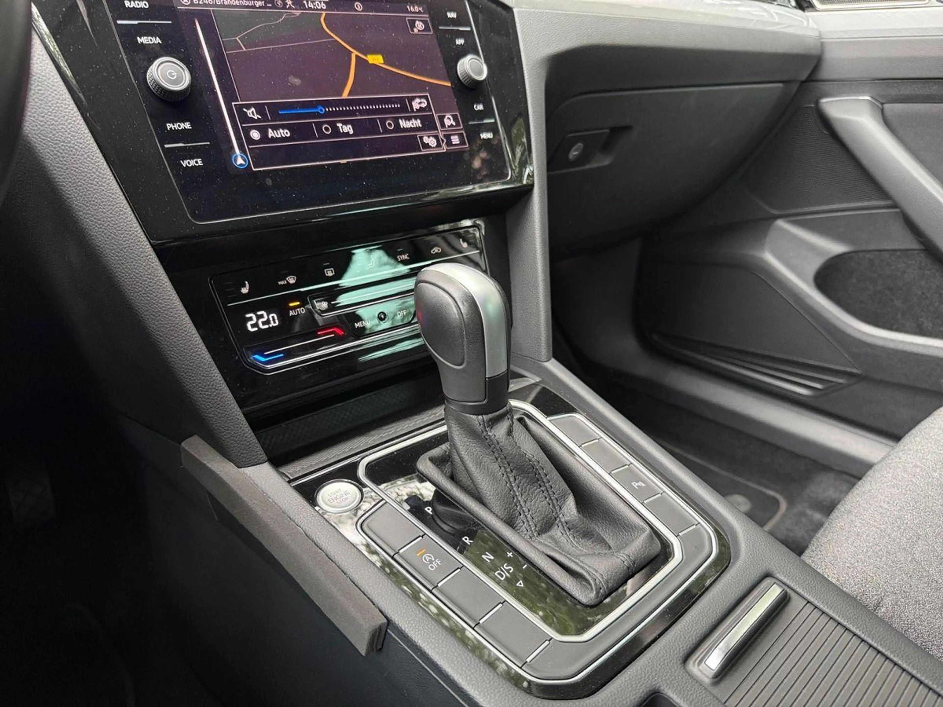 Volkswagen Passat Variant Business 2.0 TDI Android Auto Met — photo 9