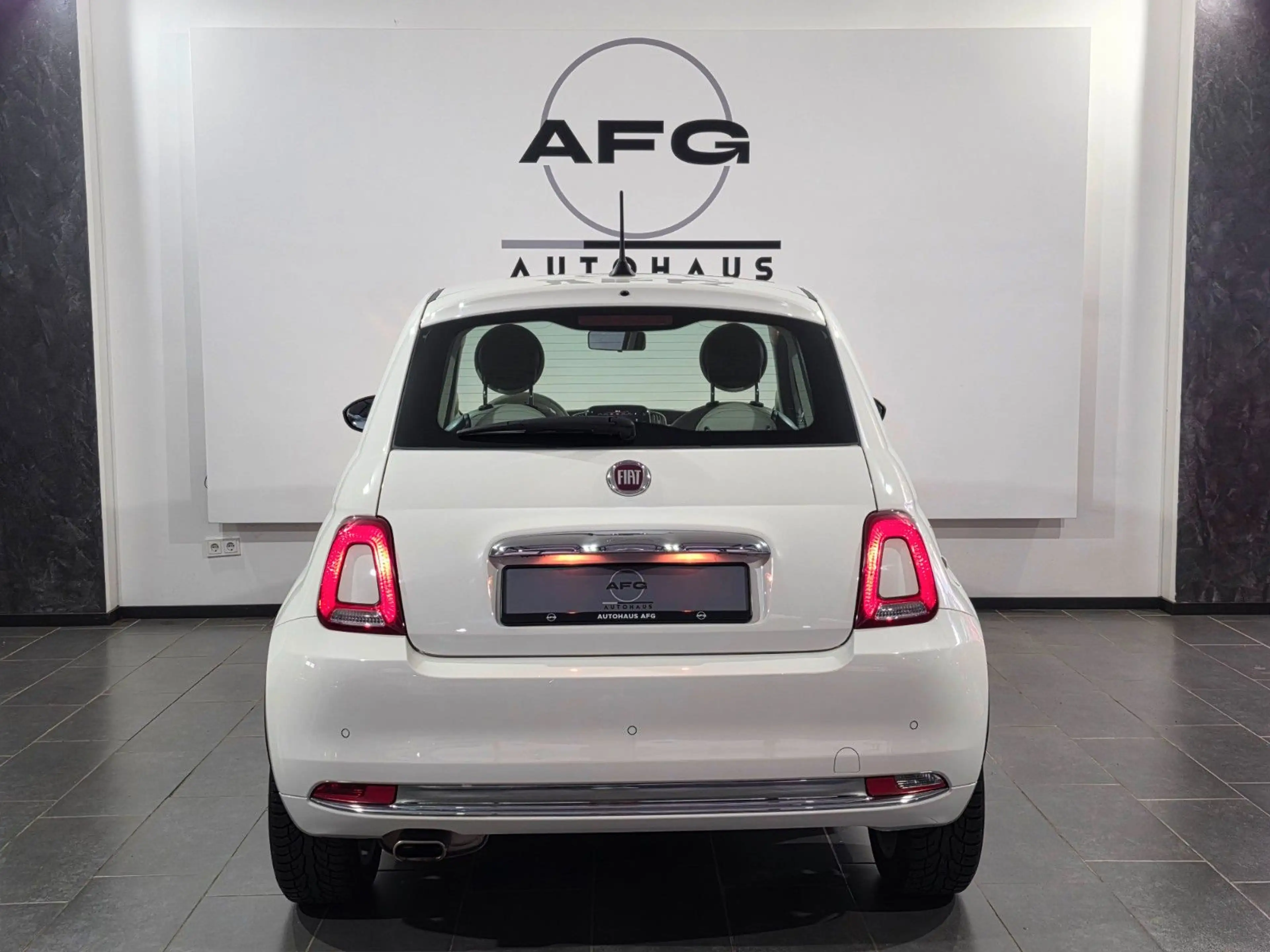 Fiat 500 *AUTOMATIK*CARPLAY* — photo 6