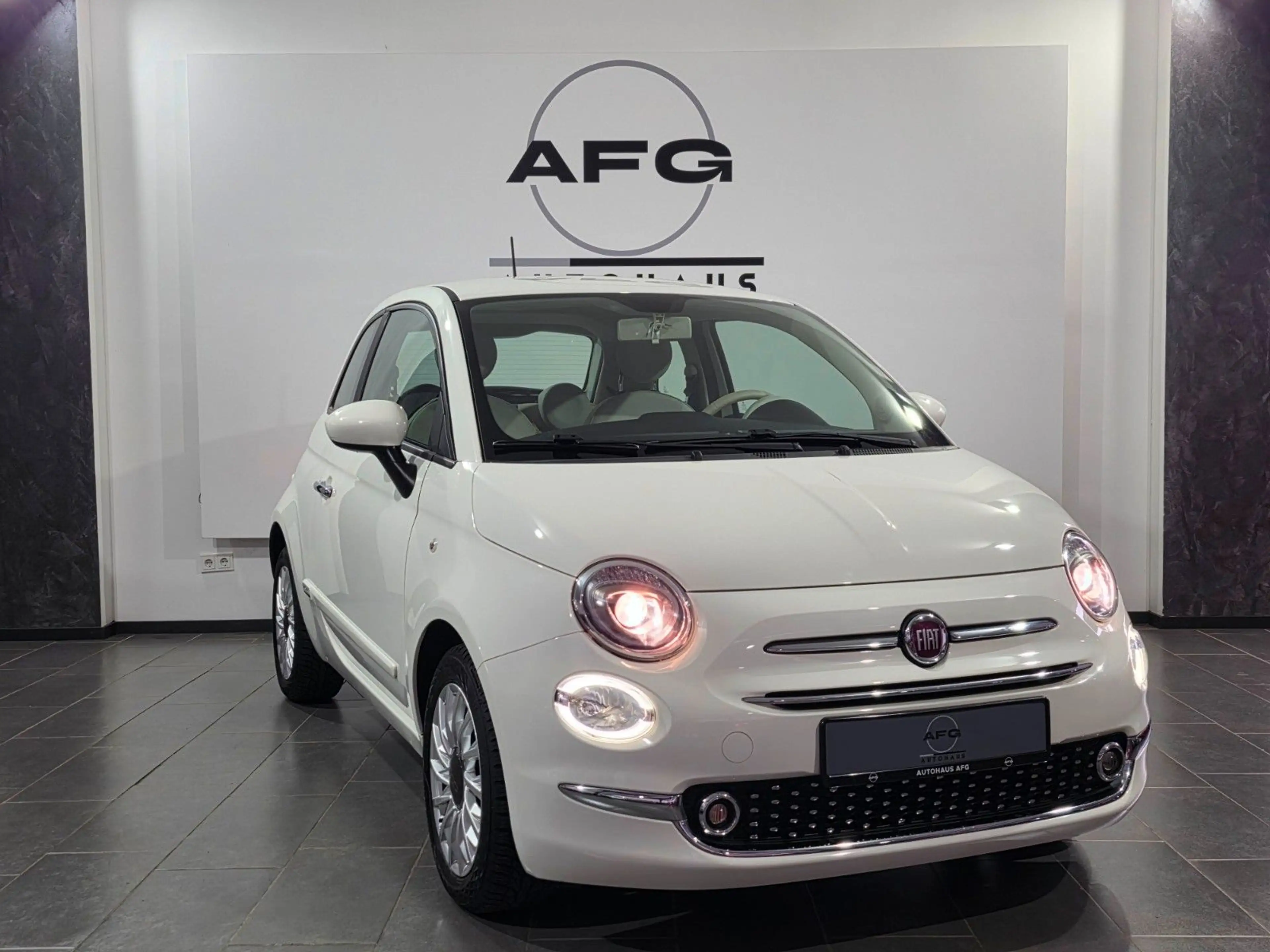 Fiat 500 *AUTOMATIK*CARPLAY* — photo 3