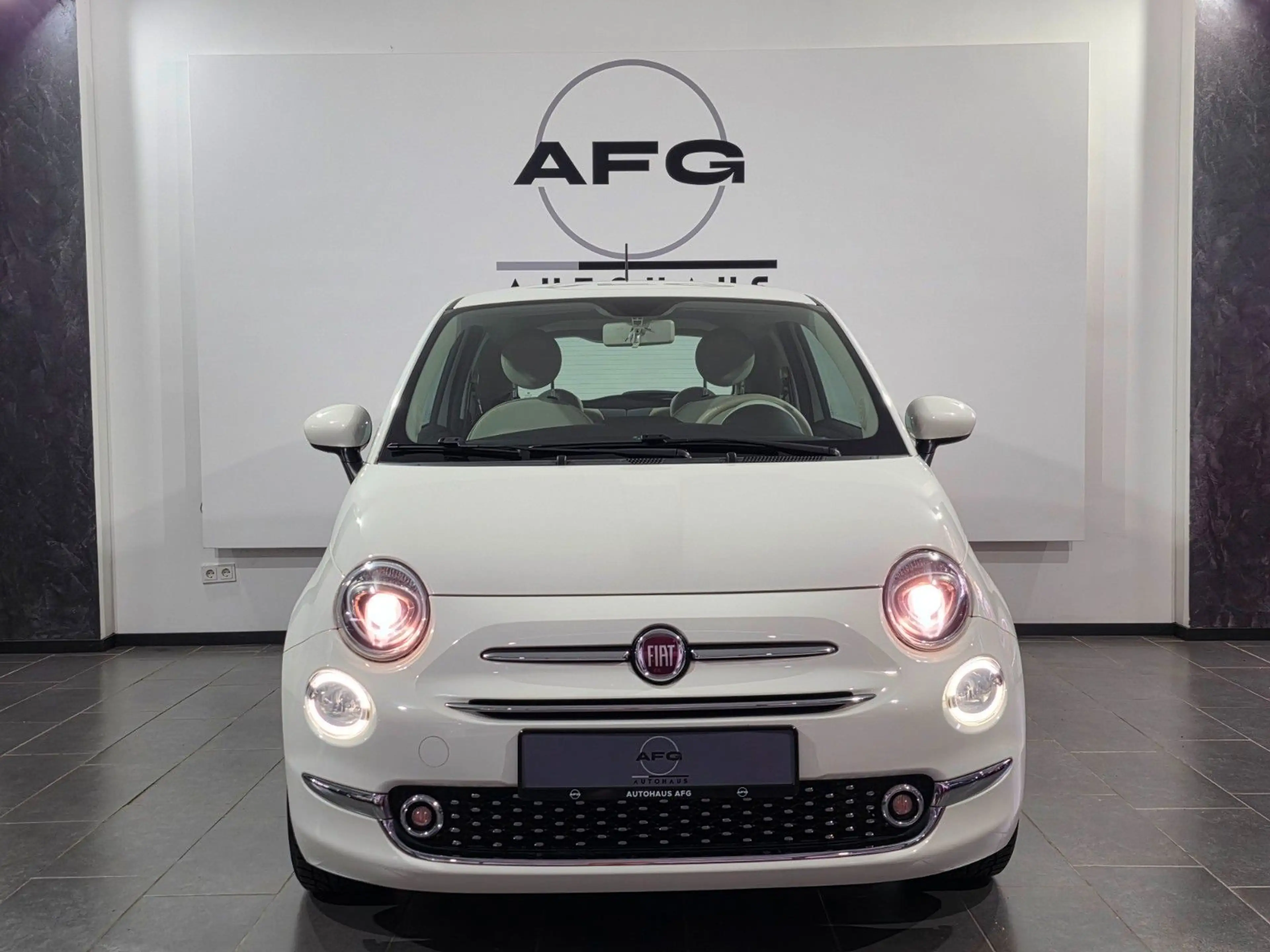 Fiat 500 *AUTOMATIK*CARPLAY* — photo 2