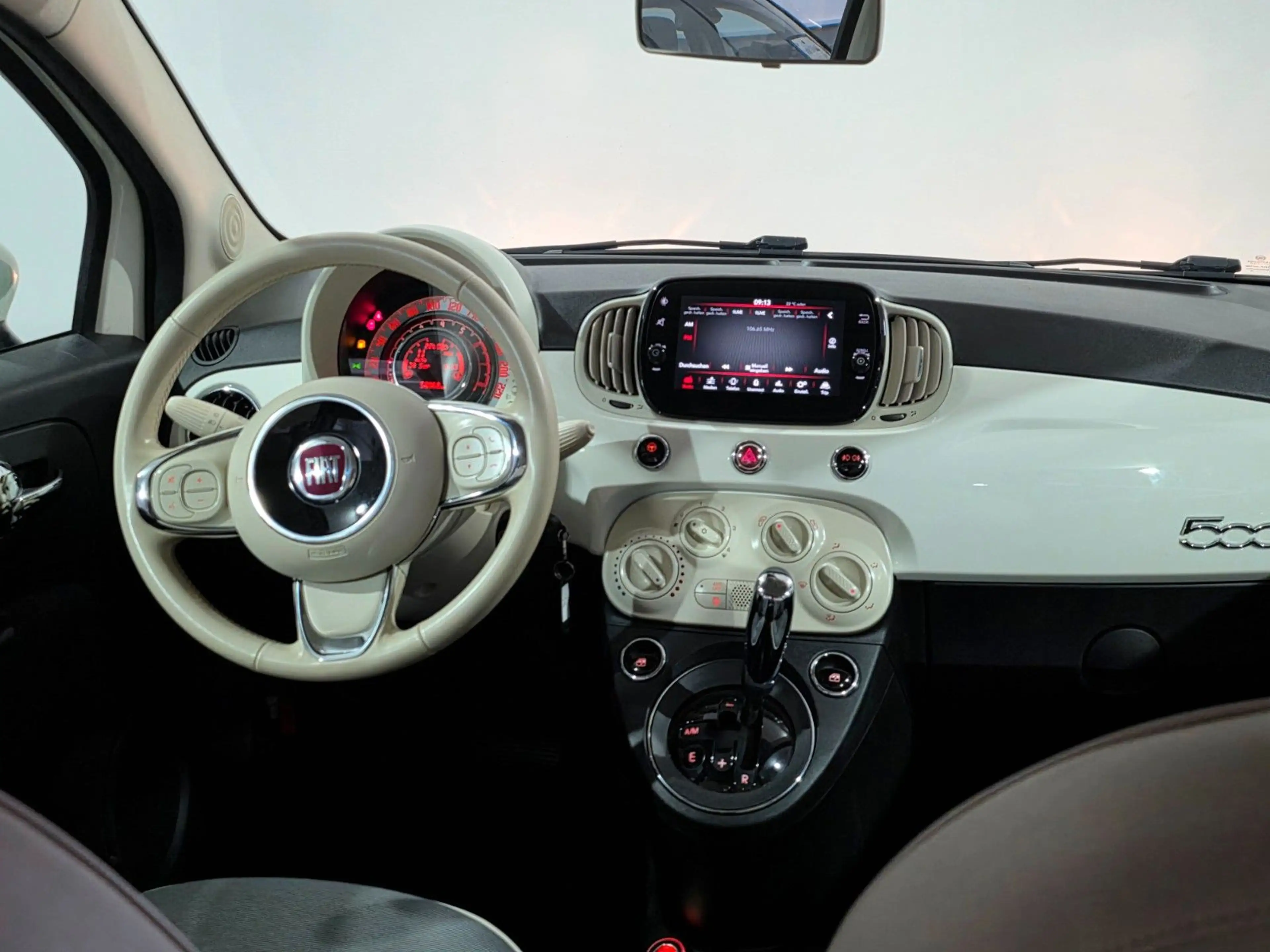 Fiat 500 *AUTOMATIK*CARPLAY* — photo 15