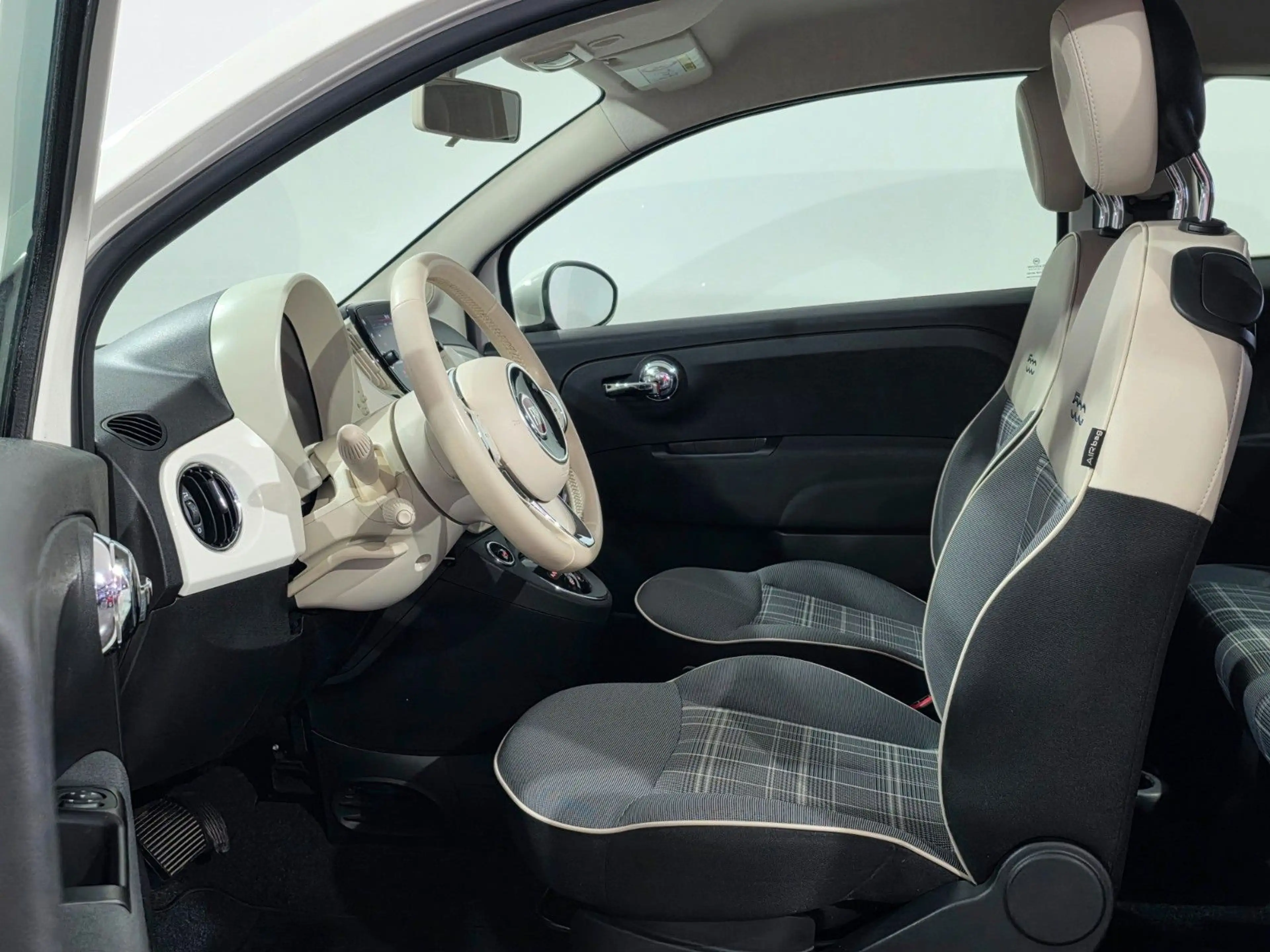 Fiat 500 *AUTOMATIK*CARPLAY* — photo 12
