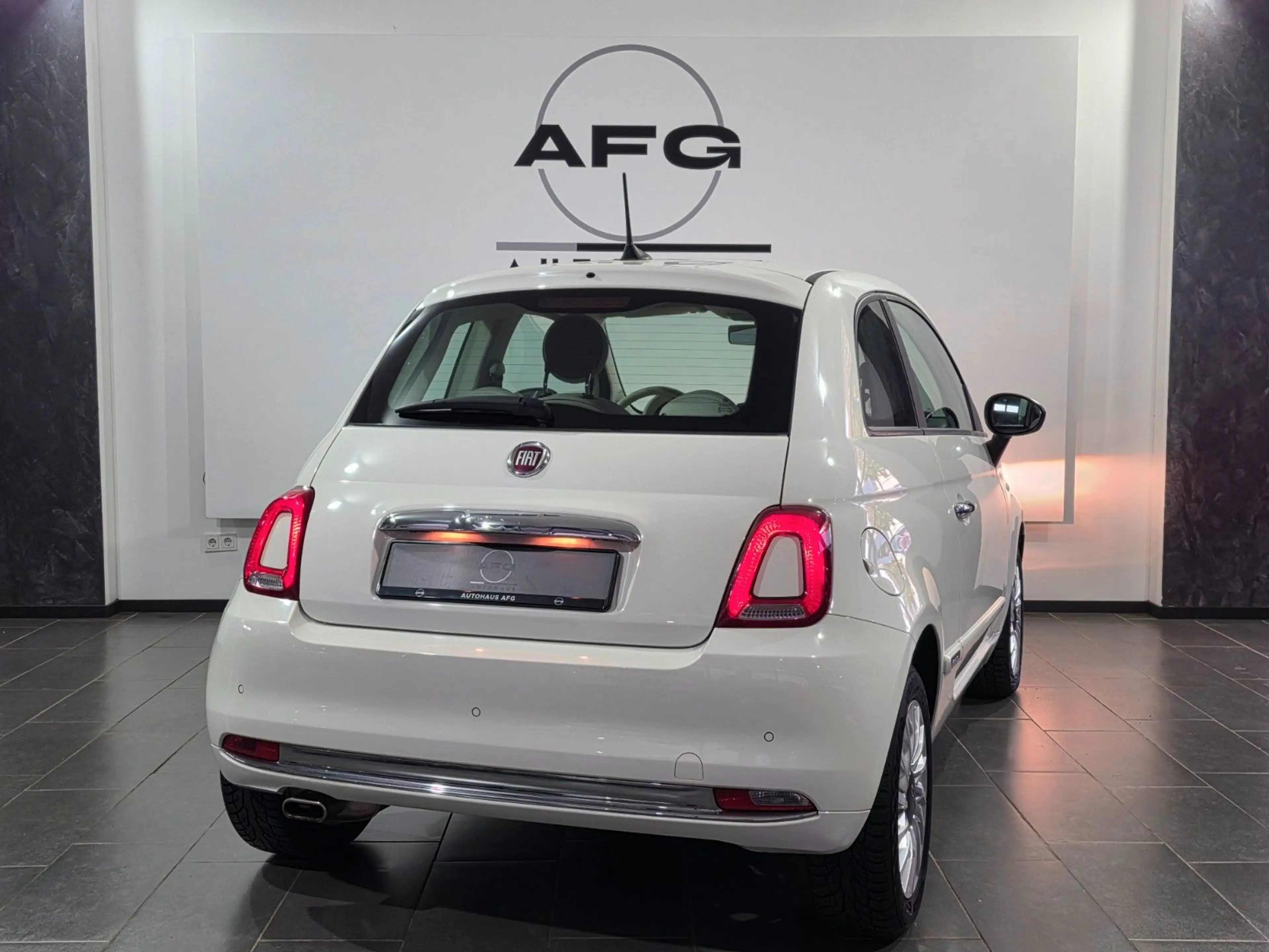 Fiat 500 *AUTOMATIK*CARPLAY* — photo 5