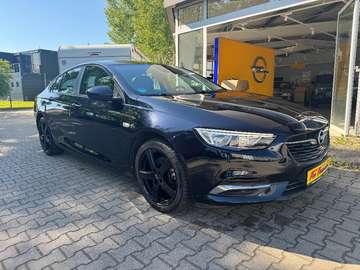 Insignia B Grand Sport (2017->) Selection