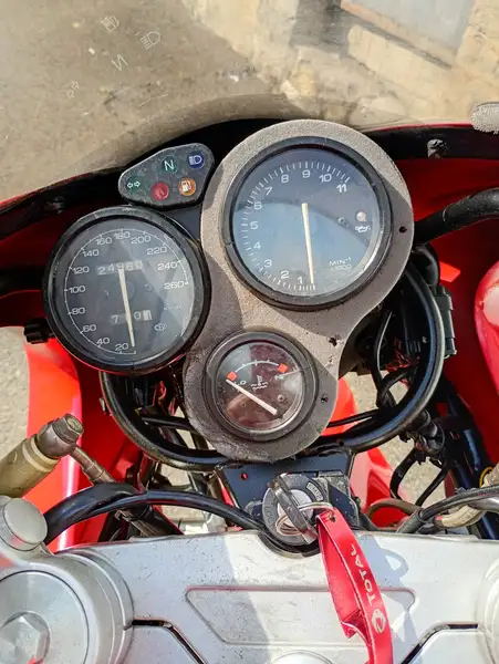 Ducati 750 SS - foto 4