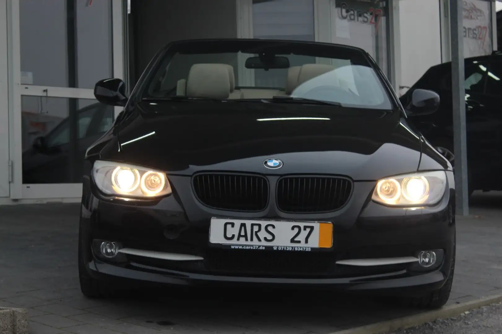 BMW 320 i Cabrio Leder SHZ Xenon FACELIFT SERVICE NEU Schwarz - 2