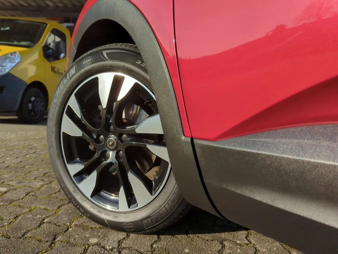 Opel Grandland INNOVATION 1.6 Turbo Autom. +Leder+Klimasitze+Memo Rouge - 2