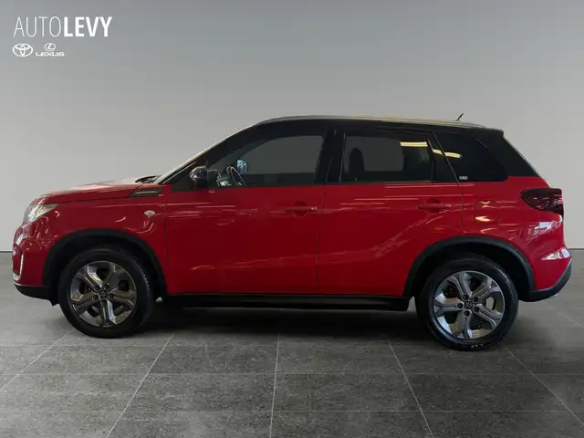 Suzuki Vitara view 3