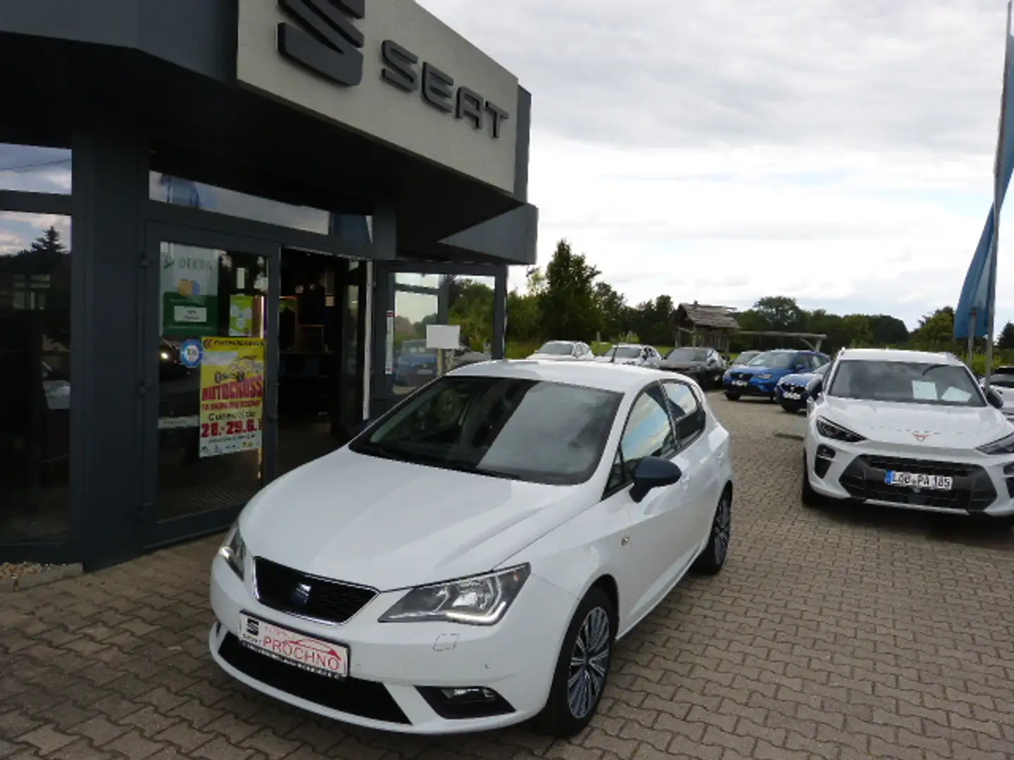 SEAT Ibiza Style IBIZA 1.0 TSI Eco Style 95 PS Blanc - 1