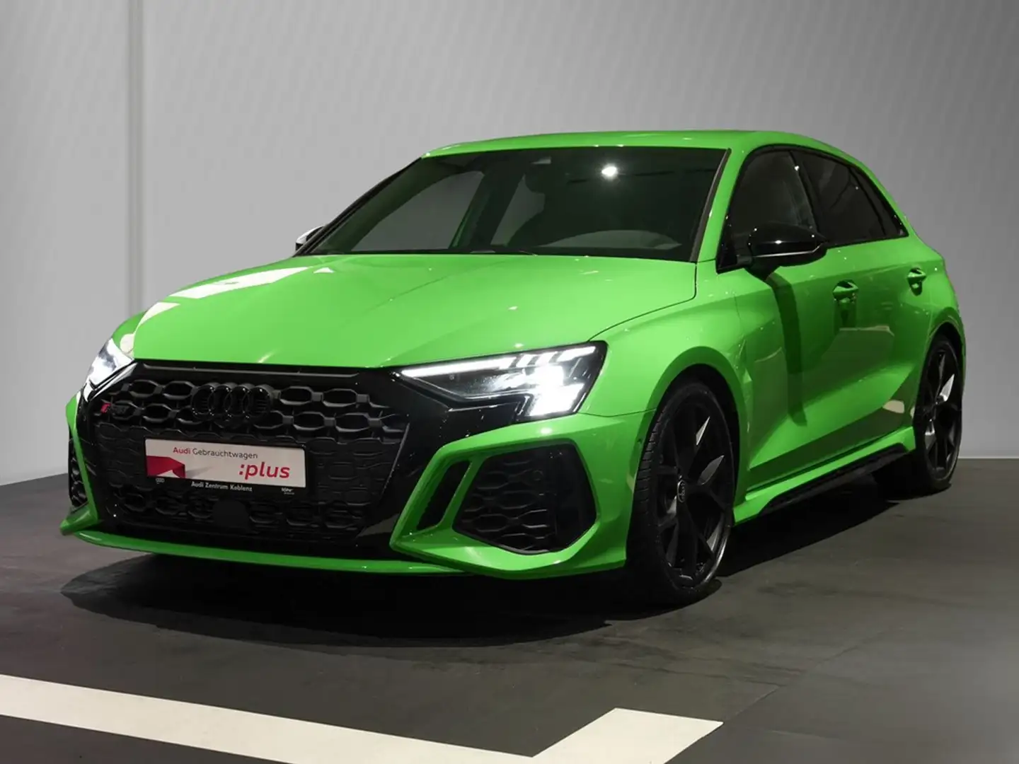 Audi RS3 RS 3 Sportback 2.5 TFSI Navi Matrix ACC Kamera Grün - 2