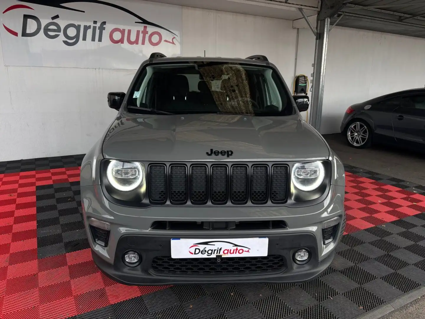 Jeep Renegade 1.0 Turbo T3 120 ch BVM6 Limited Gris - 2
