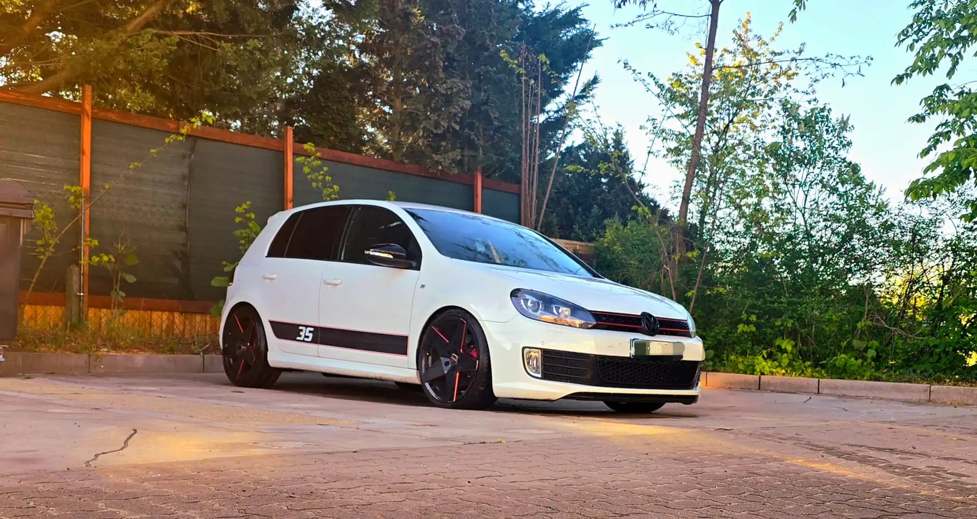 Volkswagen Golf GTI Golf 2.0 GTIEdition 35 Weiß - 1
