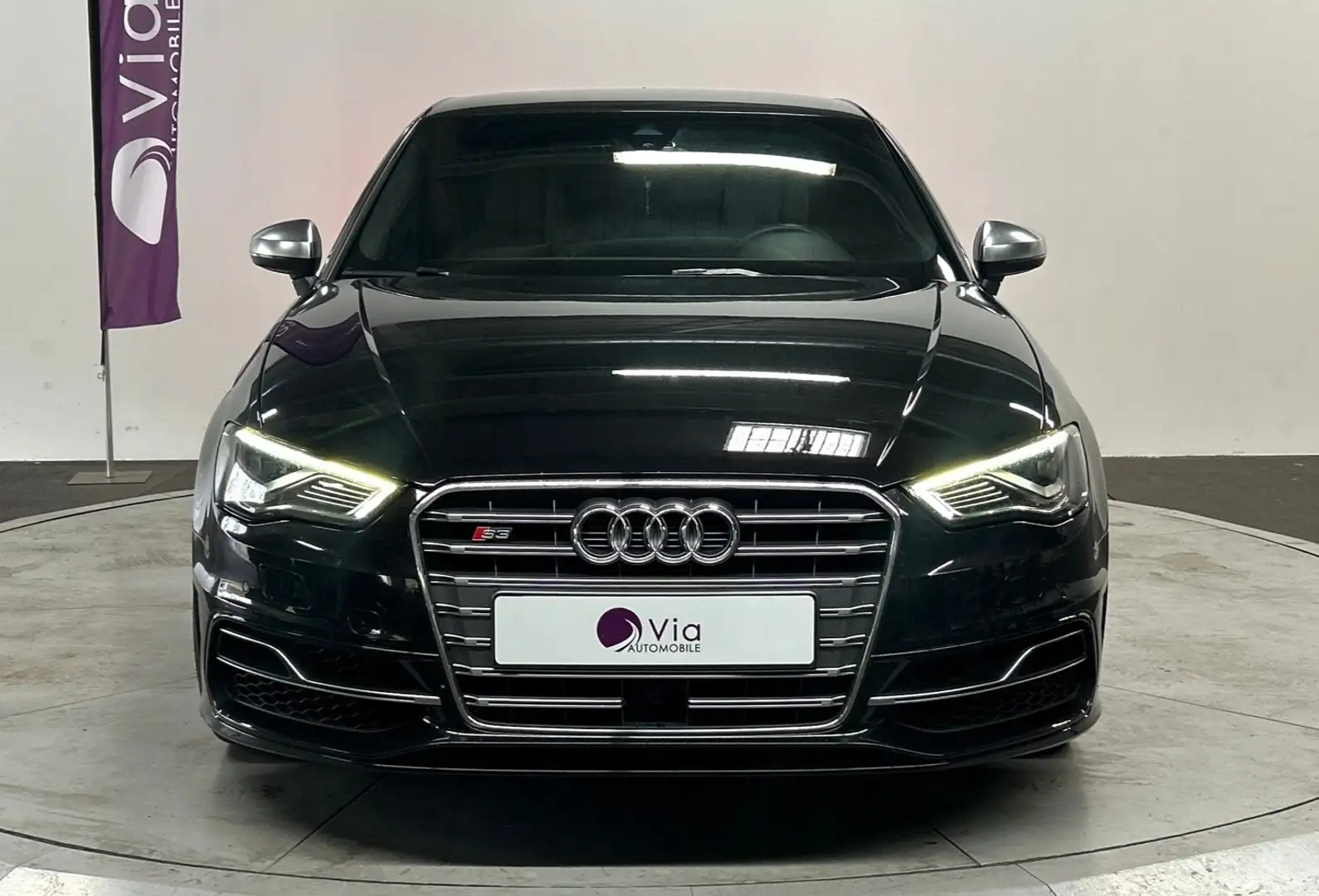 Audi S3 2.0 TFSI 300 Quattro S-Tronic 6 Schwarz - 2