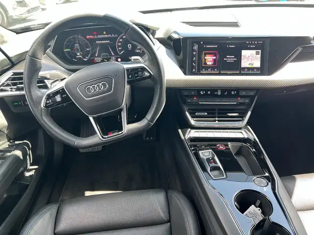 Audi e-tron GT view 17