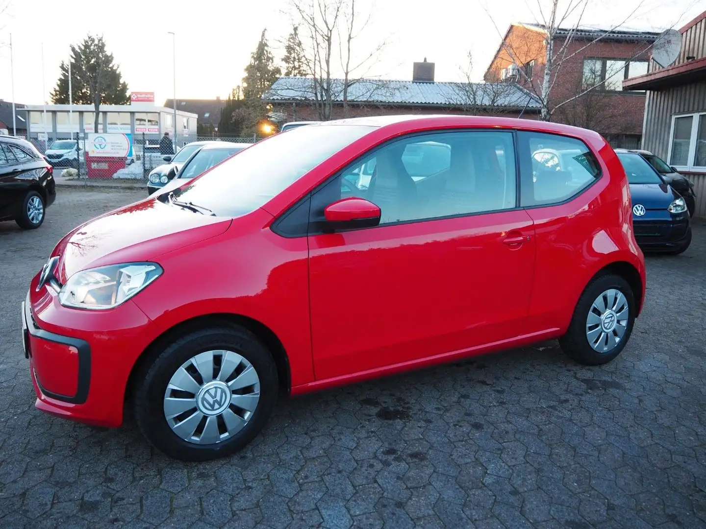Volkswagen up! move up! BMT/Start-Stopp Automatik Rot - 2