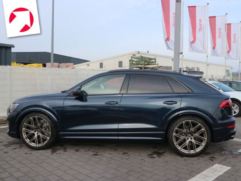 Audi RS Q8 SUV performance tiptronic*PANO*AHK*MEMORY* — photo 10