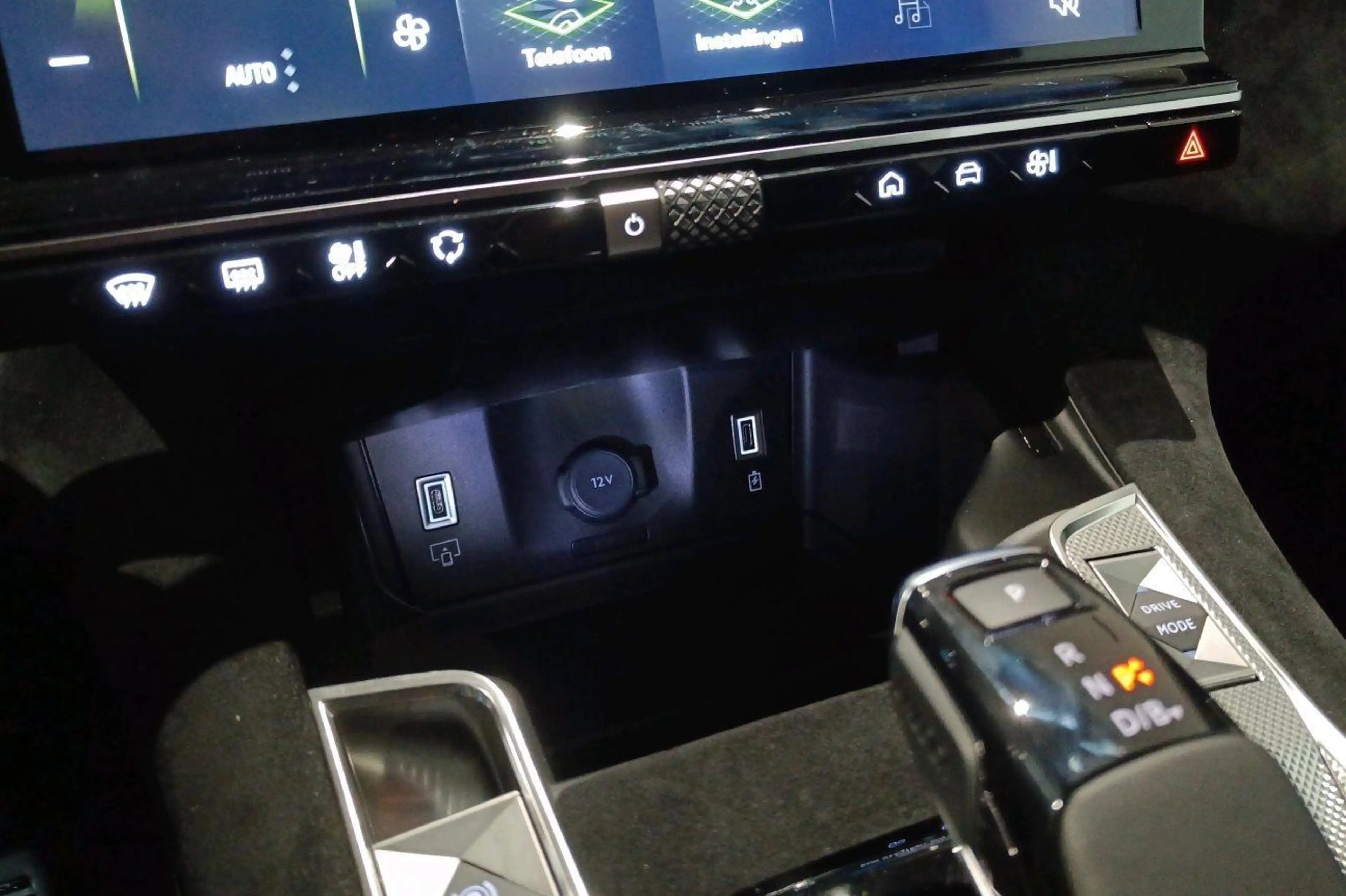 DS Automobiles DS 7 PLUG-IN HYB 225 EDITION FRANCE — photo 15