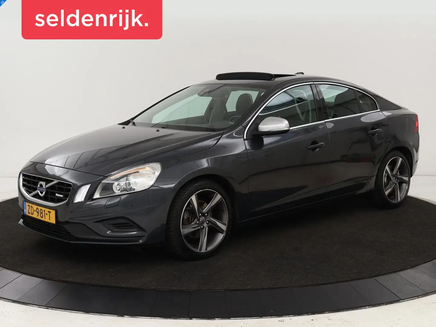 Volvo S60 1.6 T3 R-design | Schuifdak | Cruise control | LMV Grijs - 1
