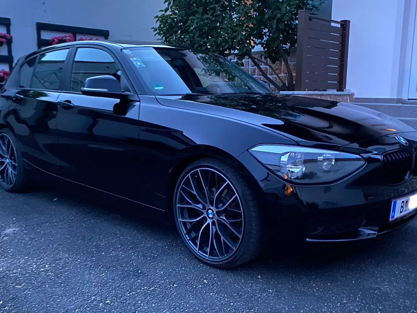 BMW 116 116i Schwarz - 2