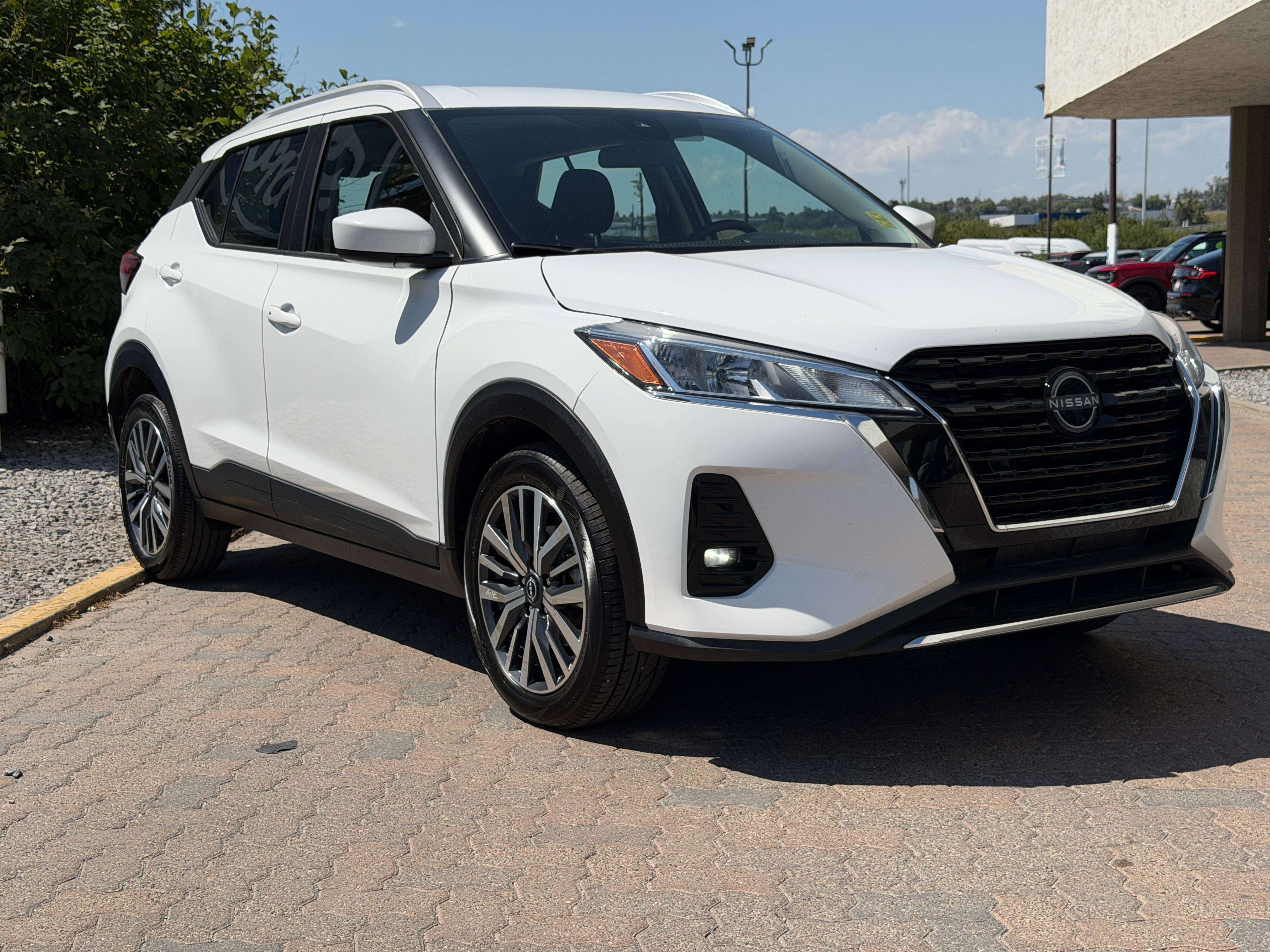2025 Nissan Kicks SUV / Crossover Front-Wheel Drive Automatic