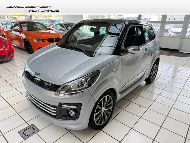 Ligier JS 50 L 1 Jahr Garantie Leder Rückfahrkam. Alu ZV NR