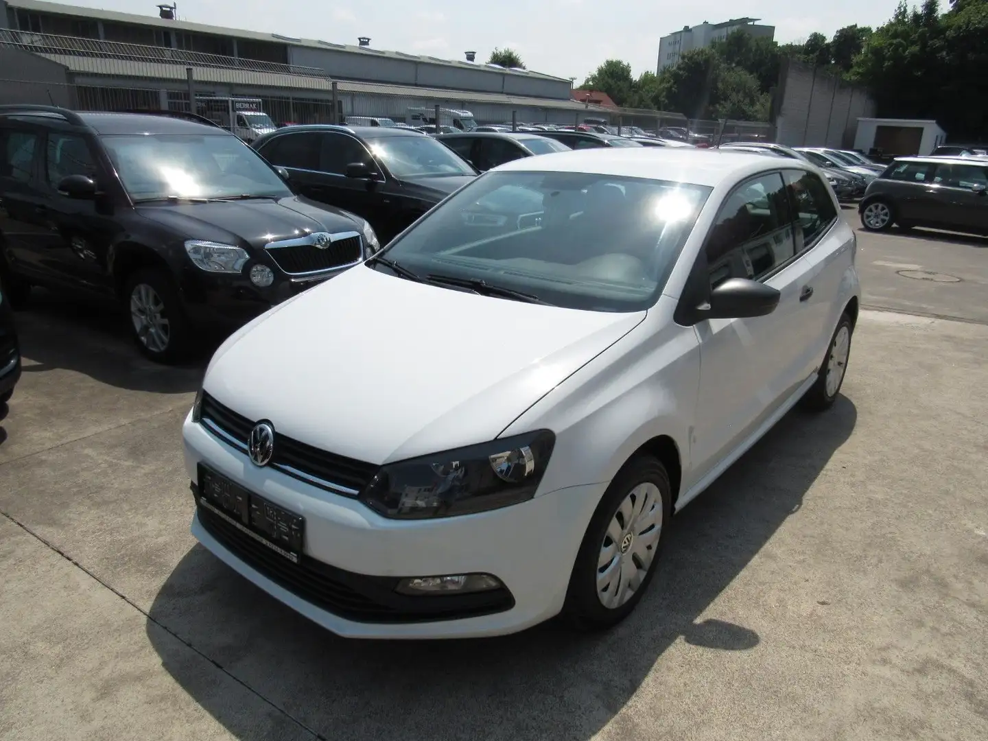 Volkswagen Polo V,KLIMA,E-FENSTER,68000 KM. Weiß - 2