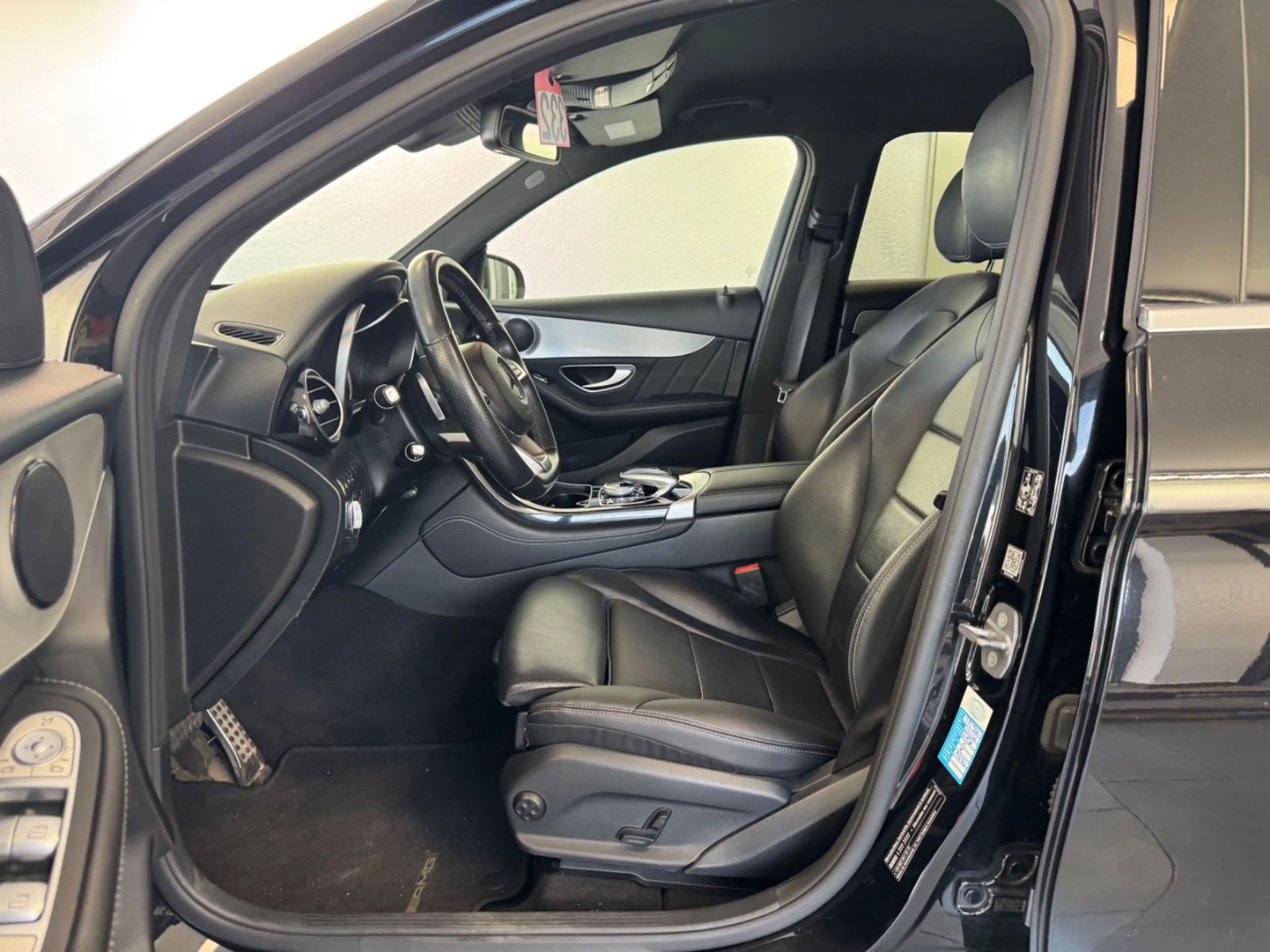 Mercedes-Benz GLC 250 d 4Matic *Distronic Plus*AMG-Line*Spur* — photo 10