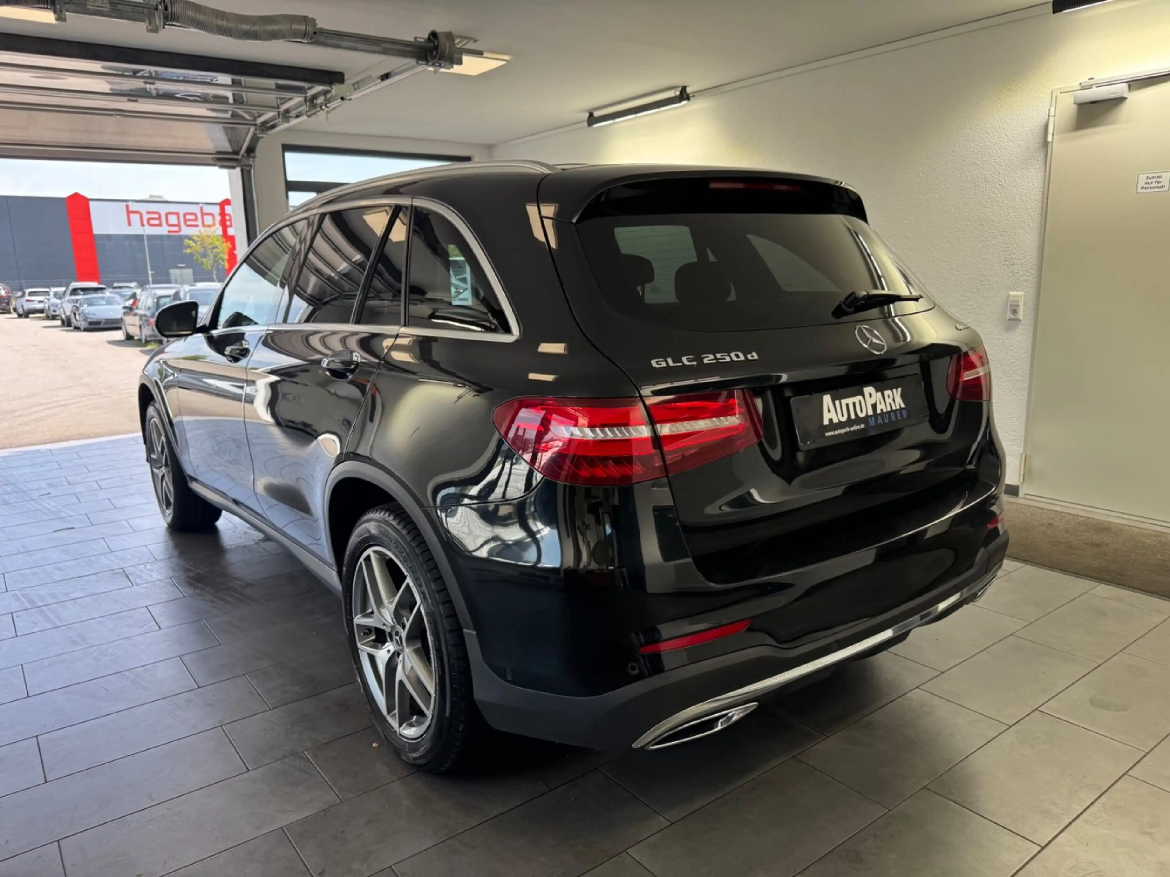 Mercedes-Benz GLC 250 d 4Matic *Distronic Plus*AMG-Line*Spur* — photo 9