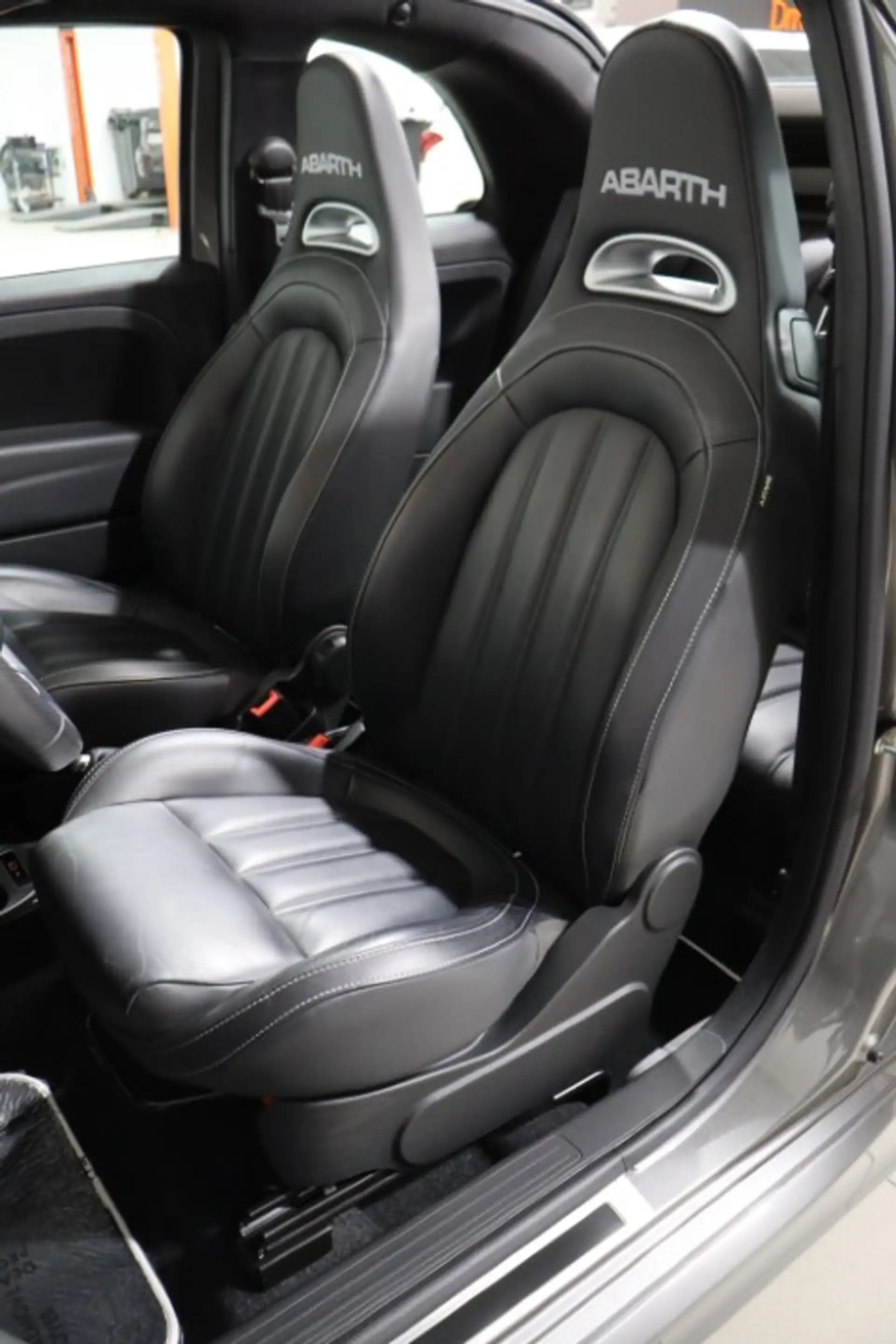 Abarth 595C 1.4i — photo 10